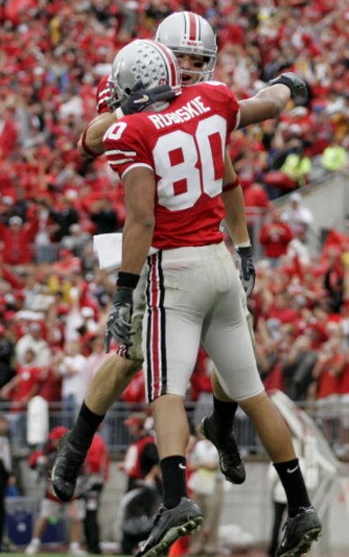 COLUMBUS, OH - SEPTEMBER 23:  Brian Robiskie #80 of the Ohio State Buckeyes is congradulated by Anthony Gonzalez #11 after a catch against the Penn State Nittany Lions on September 23, 2006 at Ohio Stadium in Columbus, Ohio. Ohio State won the game 28-6. 