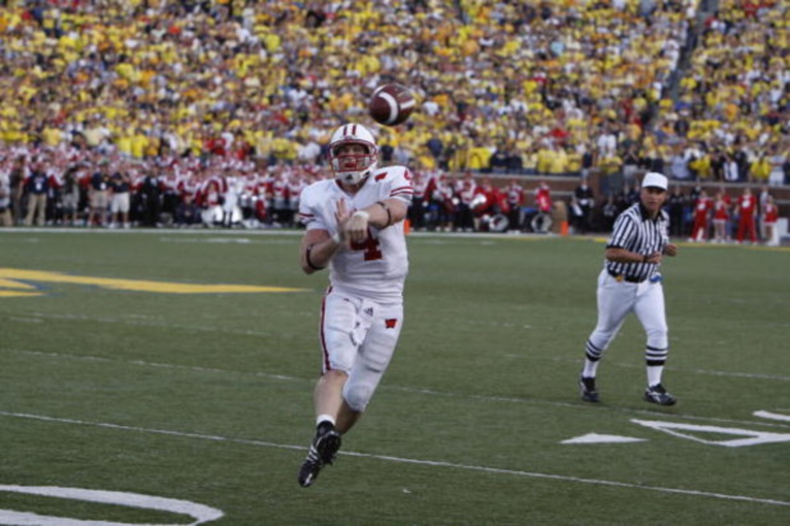 ANN ARBOR, MI - SEPTEMBER 27:  Allan Evridge #4 of the Wisconsin Badgers passes during the game against the Michigan Wolverines on September 27, 2008 at Michigan Stadium in Ann Arbor, Michigan. (Photo by Gregory Shamus/Getty Images) 