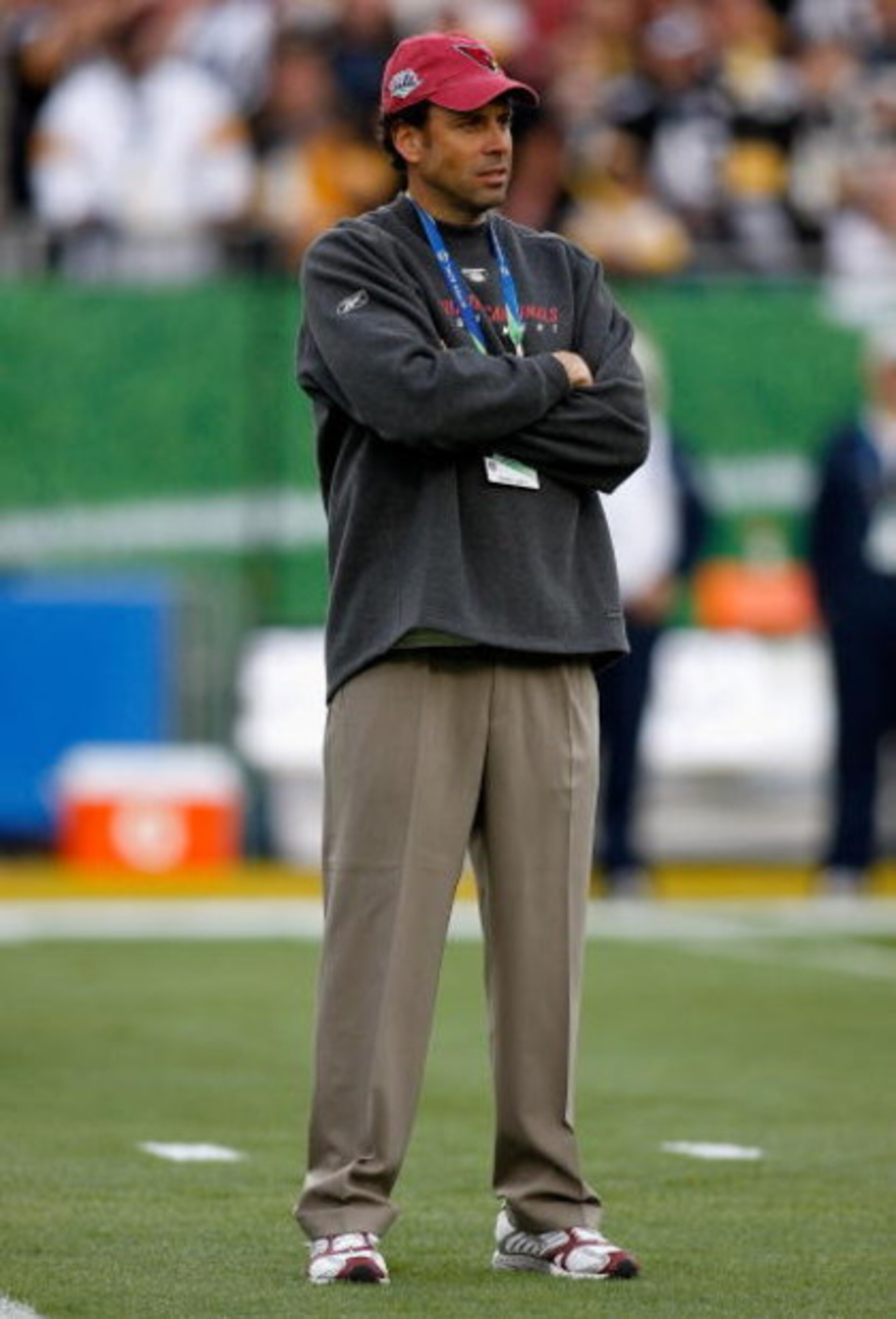 TAMPA, FL - FEBRUARY 01:  Offensive coordinator Todd Haley of the Arizona Cardinals looks on during warm ups against the Pittsburgh Steelers during Super Bowl XLIII on February 1, 2009 at Raymond James Stadium in Tampa, Florida.  (Photo by Chris Graythen/