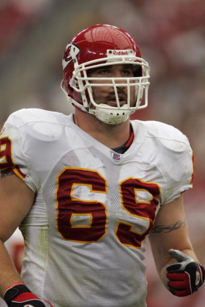 GLENDALE, AZ - OCTOBER 8:  Defensive end Jared Allen #69 of the Kansas City Chiefs looks on during a game against the Arizona Cardinals at University of Phoenix Stadium on October 8, 2006 in Glendale, Arizona.  The Chiefs won 23-20.  (Photo by Brian Bahr/