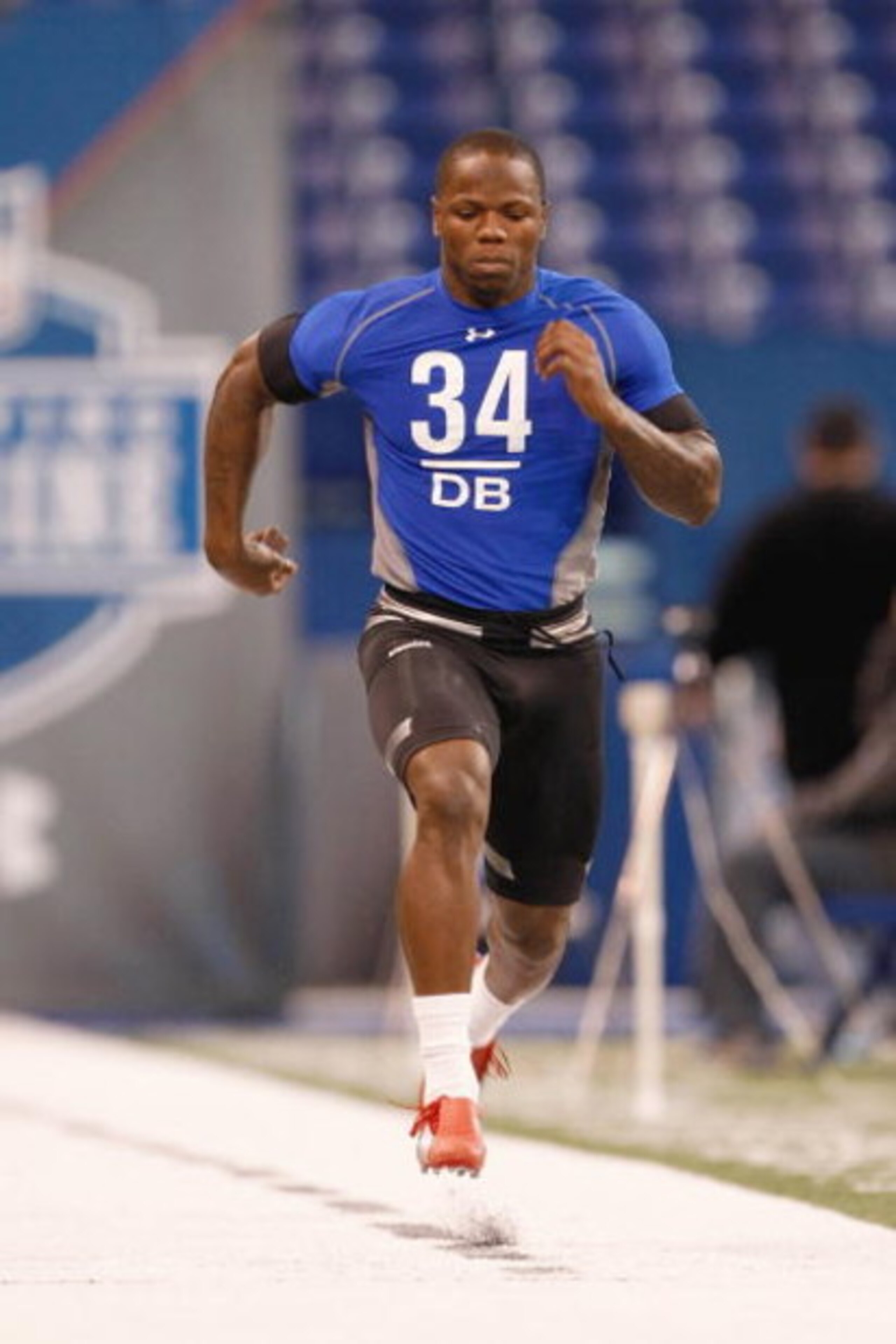 INDIANAPOLIS, IN - FEBRUARY 24:  Defensive back DJ Moore of Vanderbilt runs the 40 yard dash during the NFL Scouting Combine presented by Under Armour at Lucas Oil Stadium on February 24, 2009 in Indianapolis, Indiana. (Photo by Scott Boehm/Getty Images)