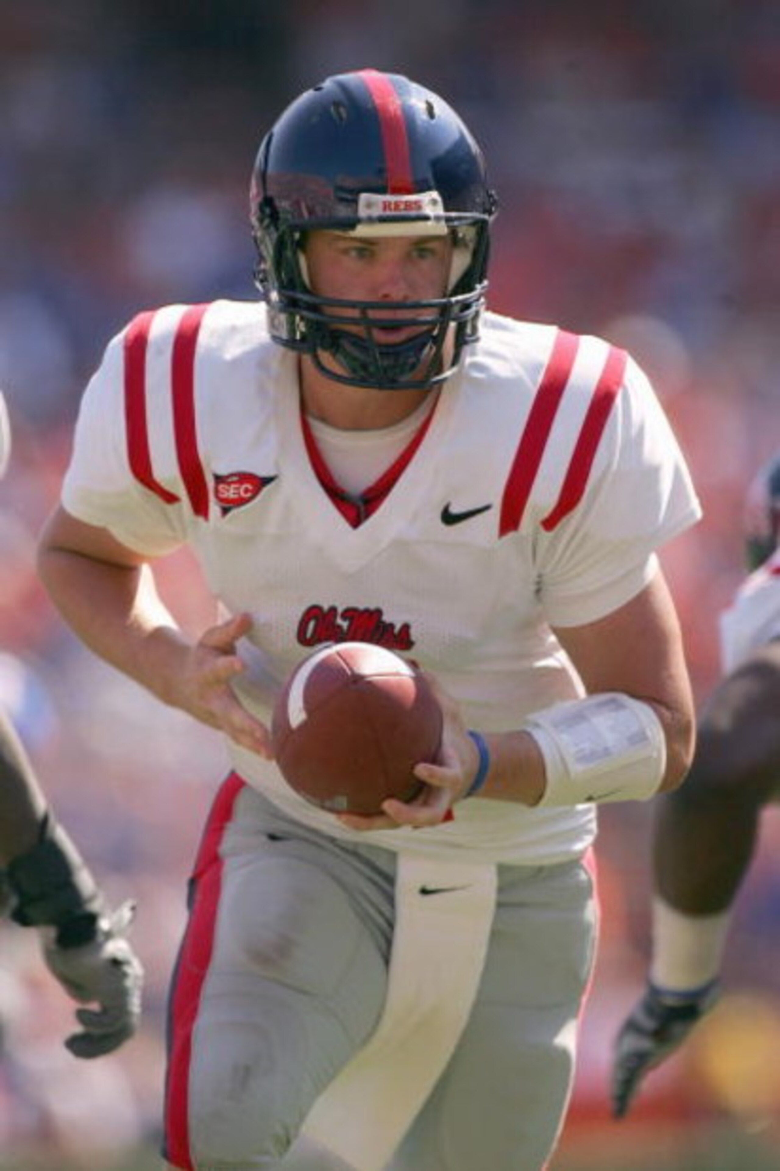 GAINESVILLE, FL - SEPTEMBER 27:  Quarterback Jevan Snead #4 Mississippi Rebels drops back with the ball during the game against the Florida Gators during the game at Ben Hill Griffin Stadium on September 27, 2008 in Gainesville, Florida.  (Photo by Sam Gr
