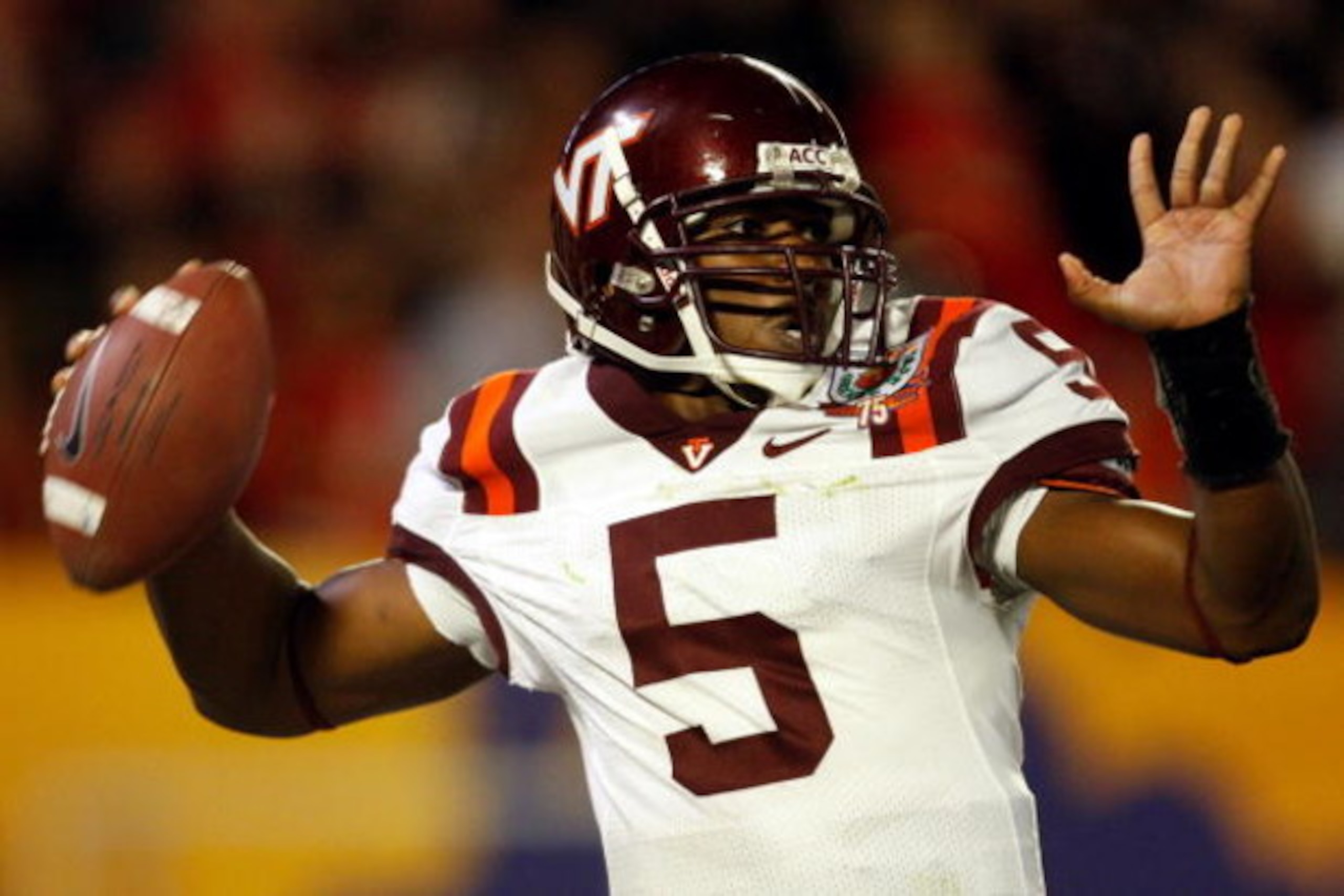 MIAMI - JANUARY 01:  Tyrod Taylor #5 of the Virginia Tech Hokies passes during the FedEx Orange Bowl against the Cincinnati Bearcats at Dolphin Stadium on January 1, 2009 in Miami, Florida.  (Photo by Streeter Lecka/Getty Images)