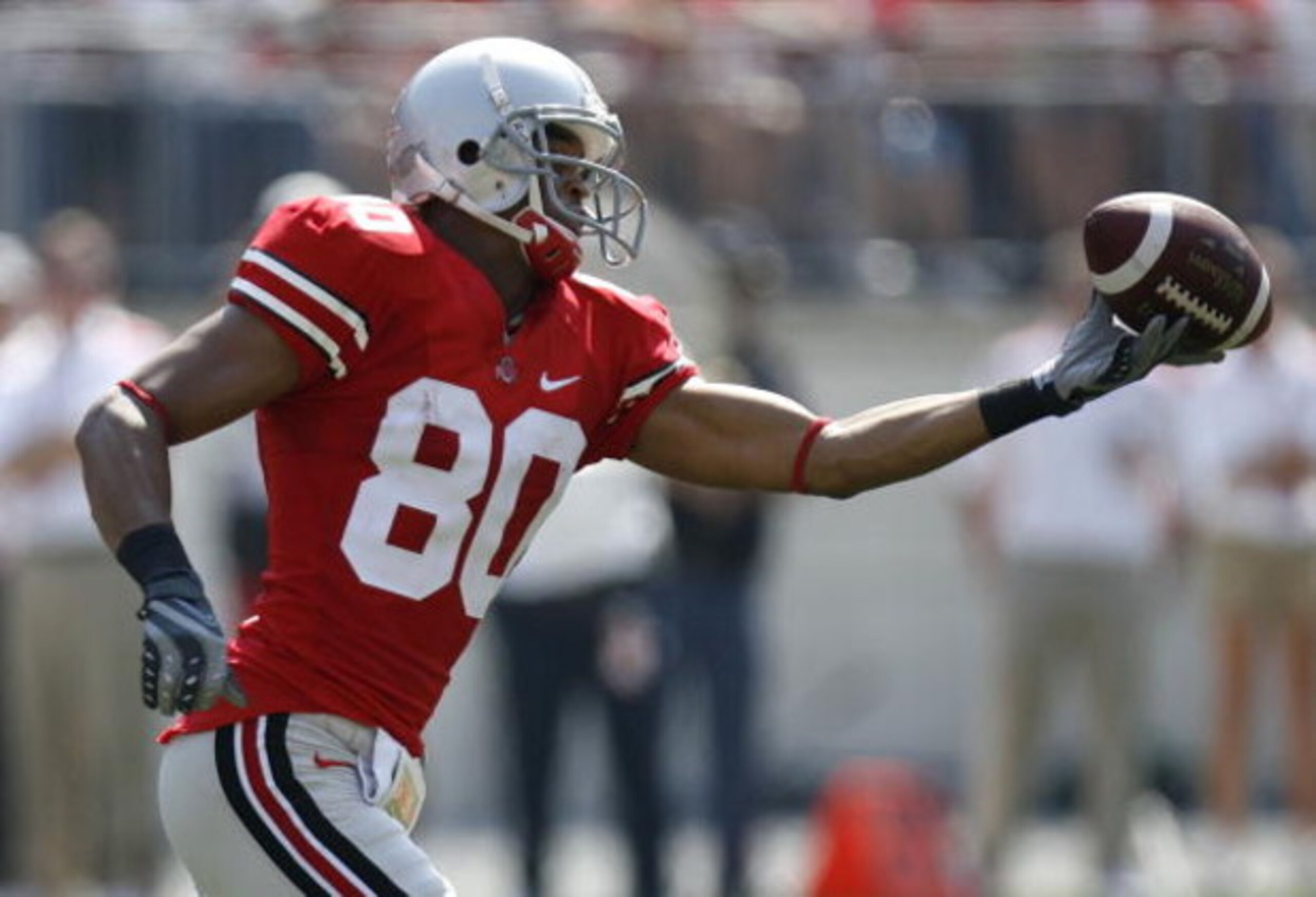 COLUMBUS, OH - SEPTEMBER 20: Brian Robiskie #80 of the Ohio State Buckeyes can't pull in a first quarter pass while playing the Troy Trojans on September 20, 2008 at Ohio Stadium in Columbus, Ohio. Ohio State won the game 28-10. (Photo by Gregory Shamus COLUMBUS, OH - SEPTEMBER 20: Brian Robiskie #80 of the Ohio State Buckeyes can't pull in a first quarter pass while playing the Troy Trojans on September 20, 2008 at Ohio Stadium in Columbus, Ohio. Ohio State won the game 28-10. (Photo by Gregory Shamus