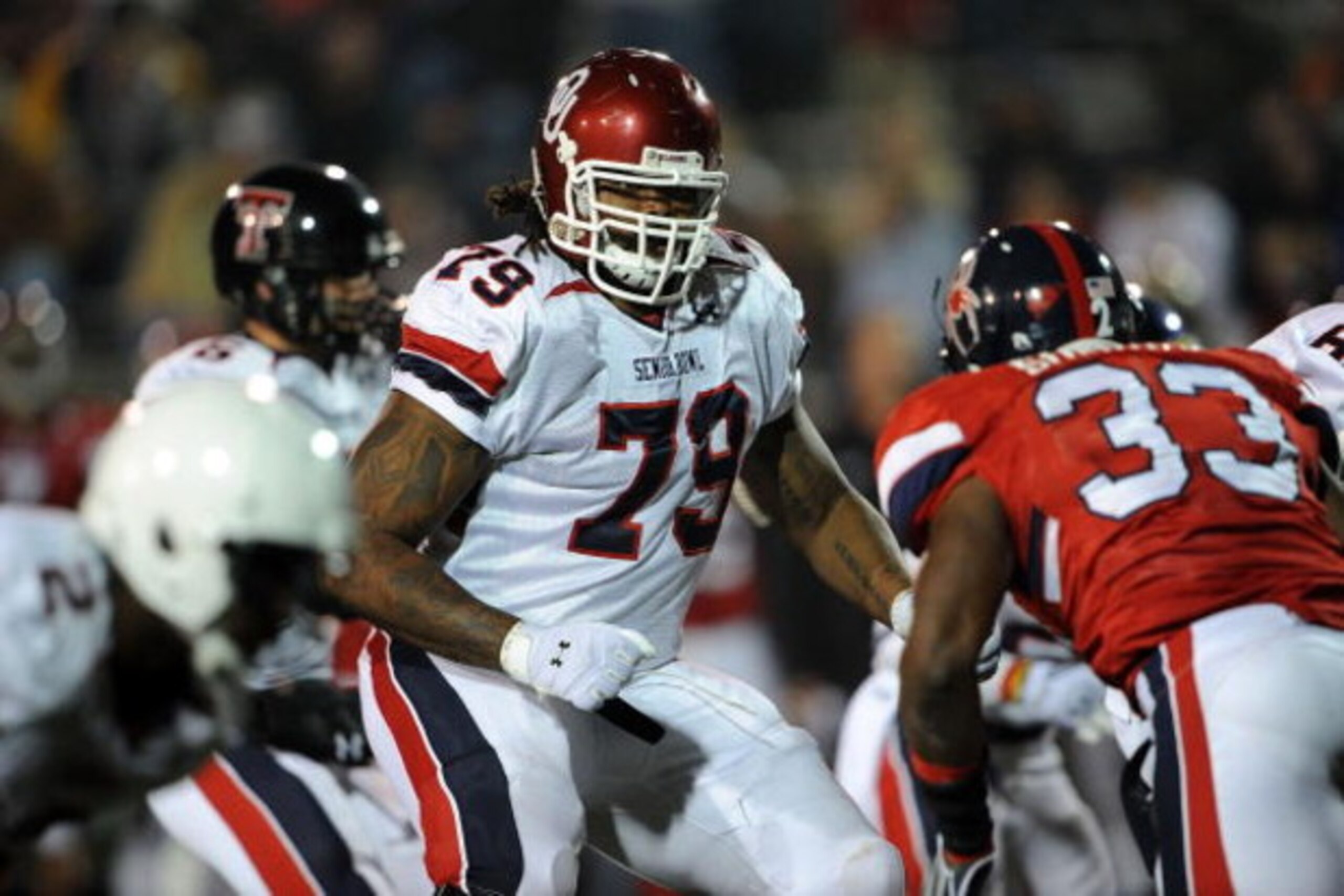 MOBILE, AL - JANUARY 24: Phil Loadholt #79 of the North team during the Under Armour Senior Bowl on January 24, 2009 at Ladd-Peebles Stadium in Mobile, Alabama. (Photo by Ronald Martinez/Getty Images for Under Armour) MOBILE, AL - JANUARY 24: Phil Loadholt #79 of the North team during the Under Armour Senior Bowl on January 24, 2009 at Ladd-Peebles Stadium in Mobile, Alabama. (Photo by Ronald Martinez/Getty Images for Under Armour)