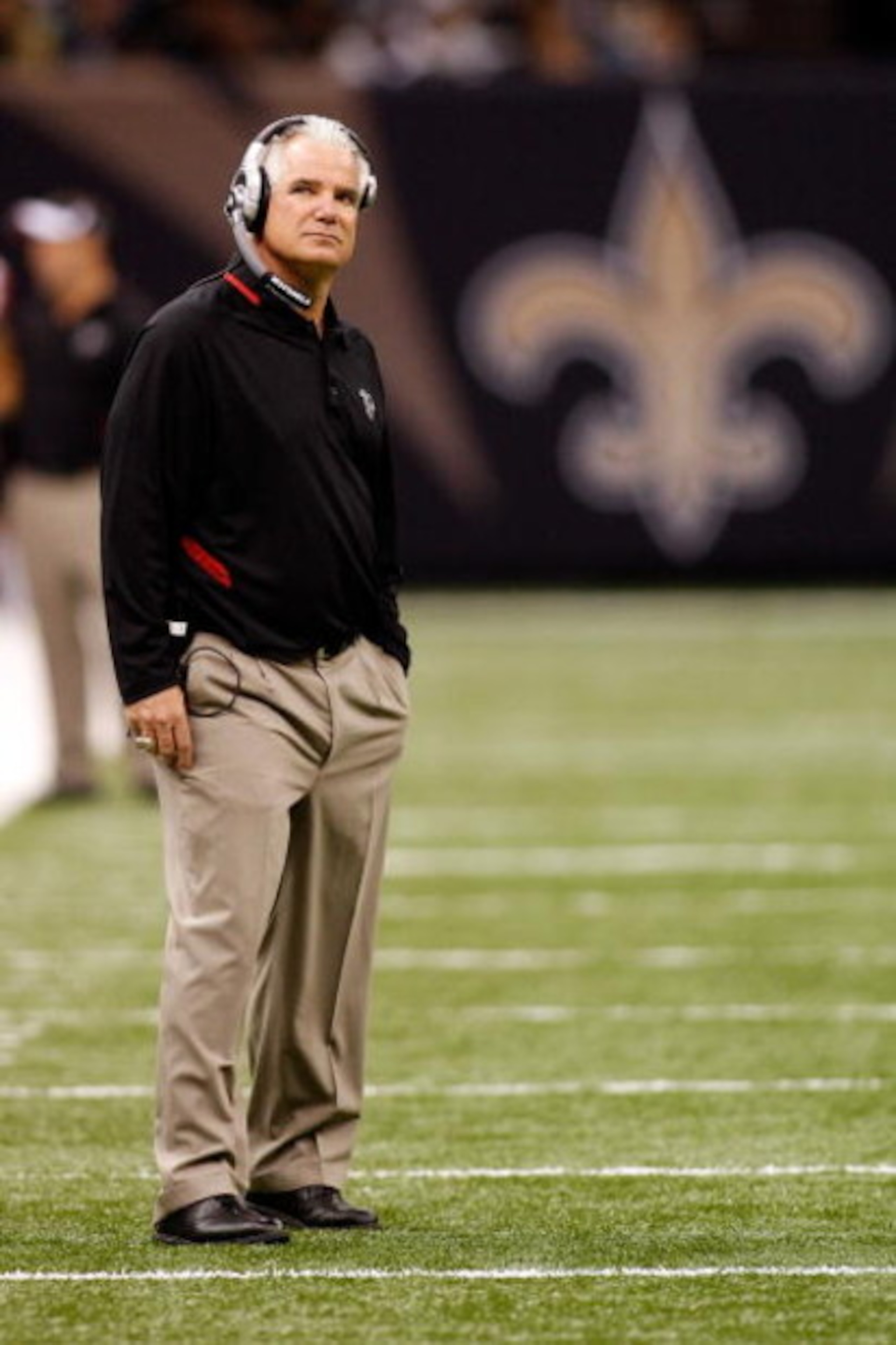 NEW ORLEANS - DECEMBER 07:  Head coach Mike Smith of the Atlanta Falcons looks on against the New Orleans Saints on December 7, 2008 at the Superdome in New Orleans, Louisiana.   The Saints defeated the Falcons 29-25.  (Photo by Chris Graythen/Getty Image