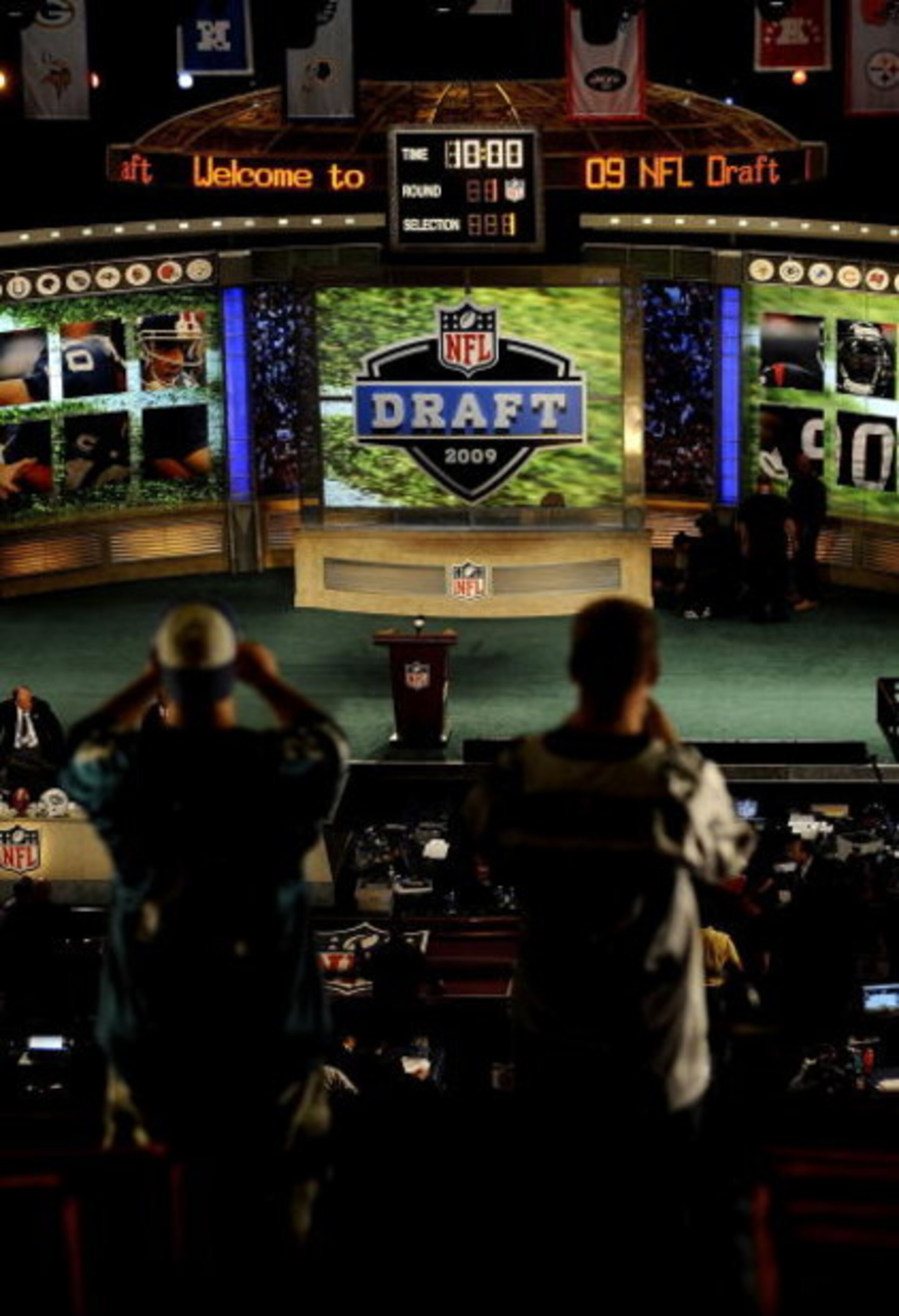 NEW YORK - APRIL 25:  General view of Radio City Music Hall which will host the 2009 NFL Draft on April 25, 2009 in in New York City.  (Photo by Jeff Zelevansky/Getty Images)