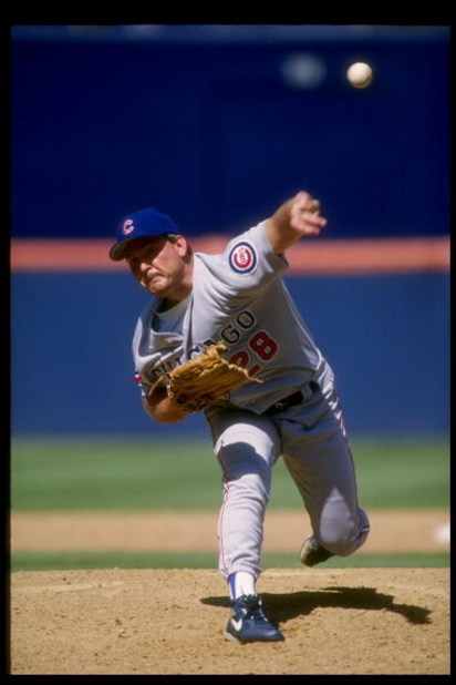 30 Jun 1993:  Pitcher Randy Myers of the Chicago Cubs throws a pitch during a game against the San Diego Padres at Jack Murphy Stadium in San Diego, California.  Mandatory Credit: Stephen Dunn  /Allsport