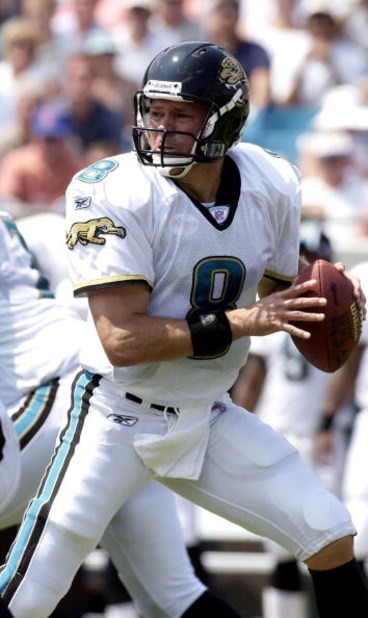 Jacksonville Jaguars quarterback Mark Brunell sets to pass   Sunday, September 14, 2003 at Alltel Stadium, Jacksonville.  The Bills defeated the Jaguars 38 - 17.  (Photo by Al Messerschmidt/Getty Images)