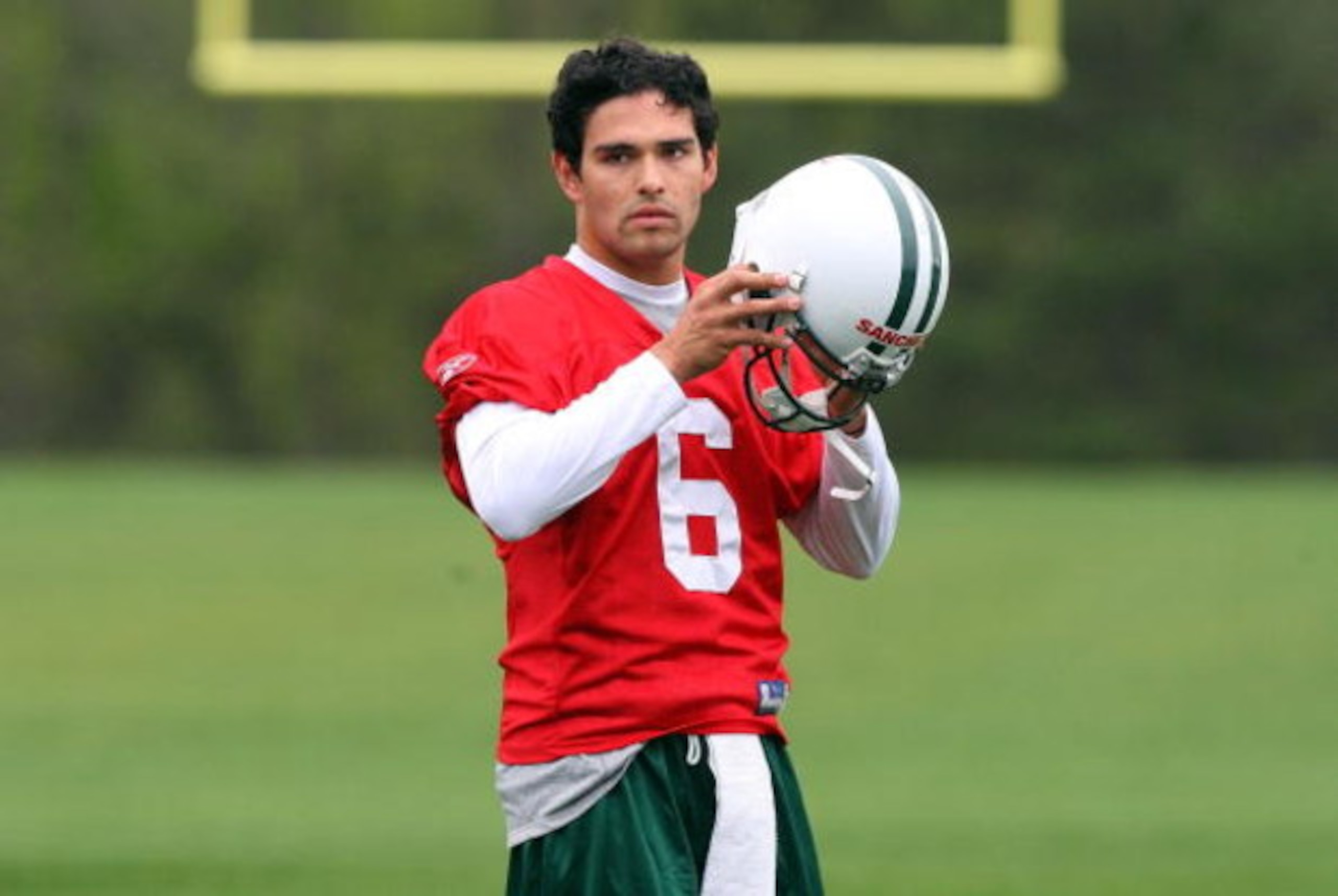 FLORHAM PARK, NJ - MAY 02:  Quarterback Mark Sanchez #6 of the New York Jets looks on during minicamp on May 2, 2009 at the Atlantic Health Jets Training Center in Florham Park, New Jersey.  (Photo by Jim McIsaac/Getty Images)