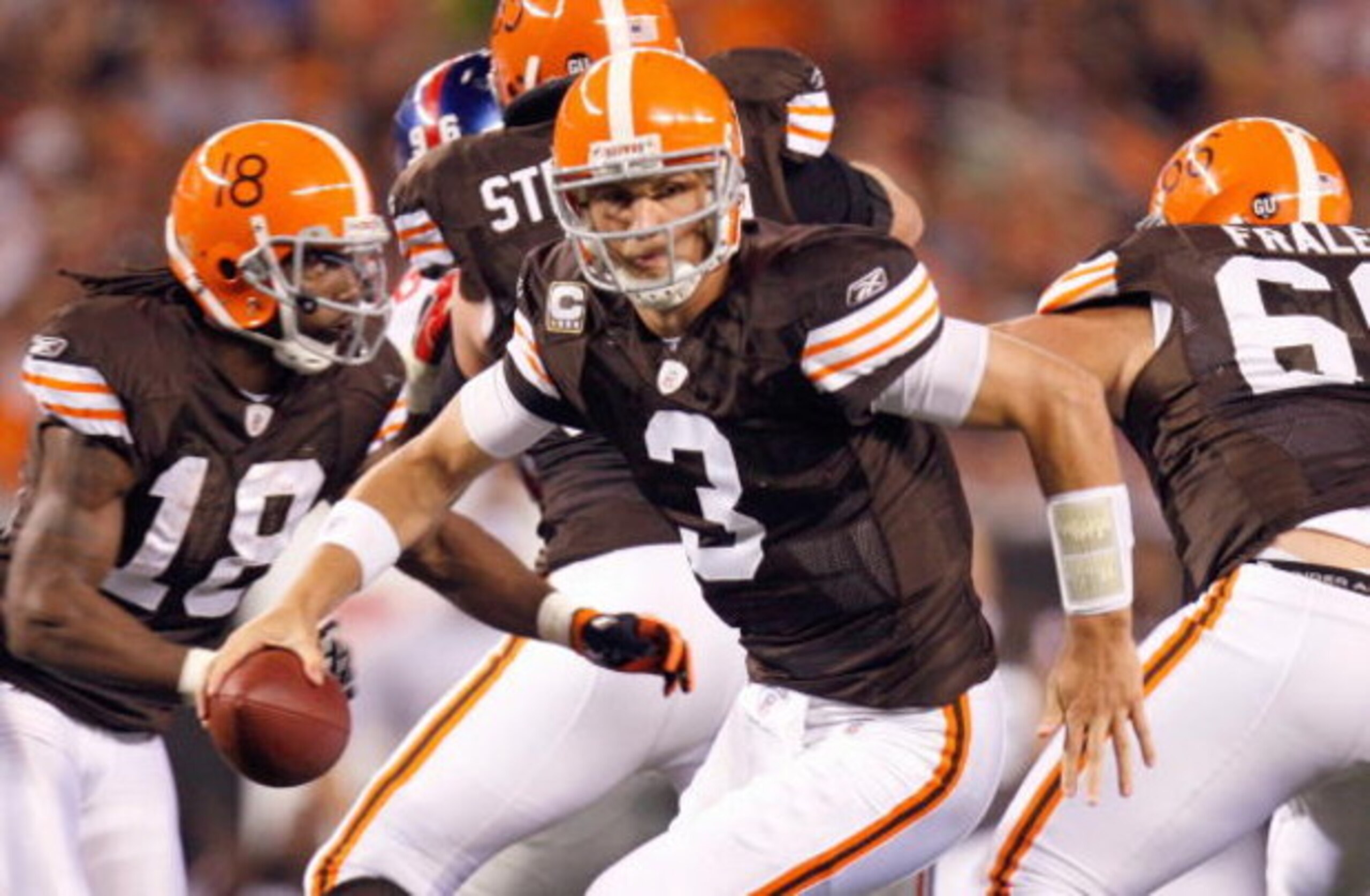 CLEVELAND - OCTOBER 13:  Quarterback Derek Anderson #3 of the Cleveland Browns moves back with the ball during the game against the New York Giants on October 13, 2008 at Cleveland Browns Stadium in Cleveland, Ohio. (Photo by: Gregory Shamus/Getty Images)