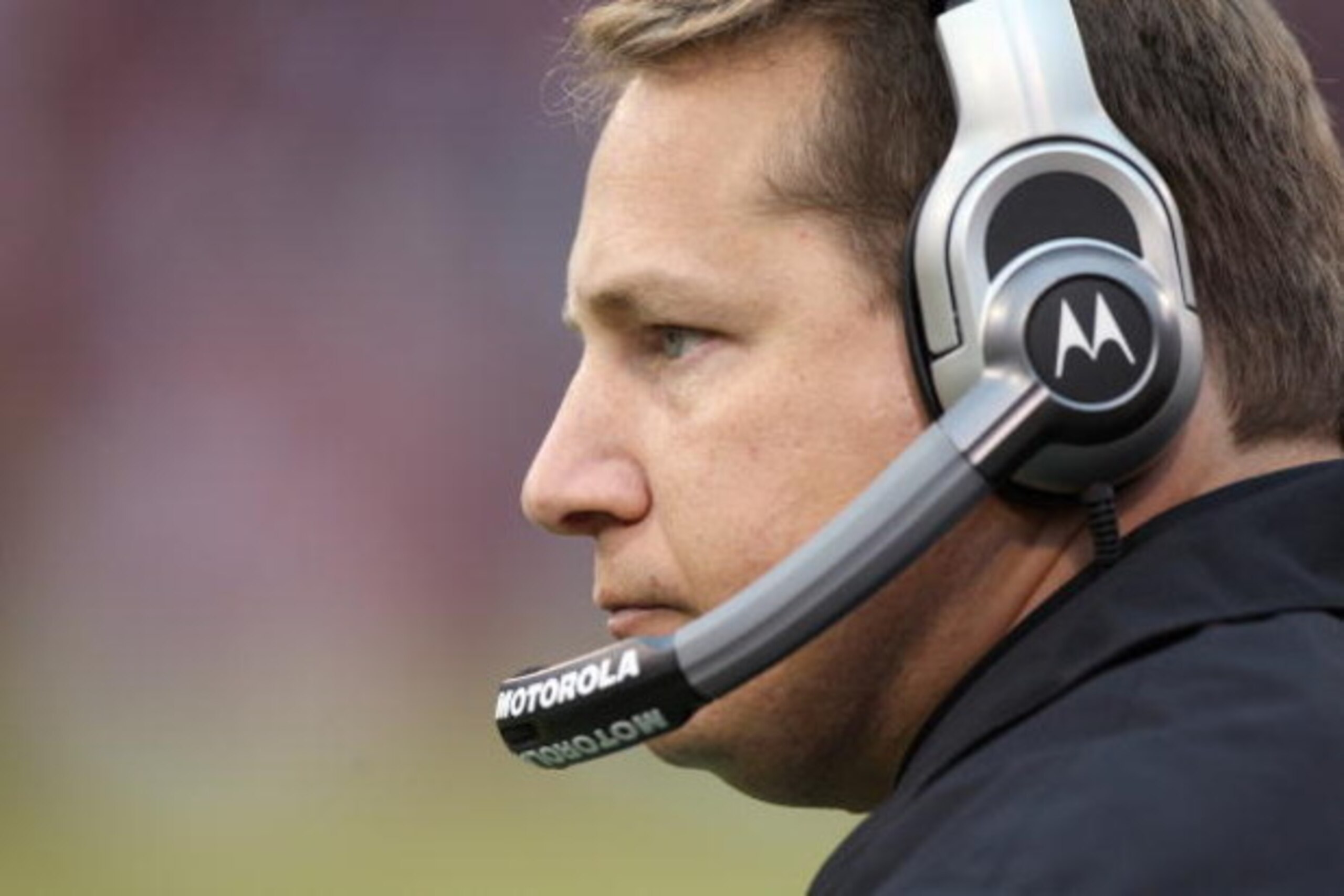 SAN FRANCISCO - DECEMBER 07:  Head coach Eric Mangini of the New York Jets looks on the field against the San Francisco 49ers during an NFL game on December 7, 2008 at Candlestick Park in San Francisco, California. (Photo by Jed Jacobsohn/Getty Images)