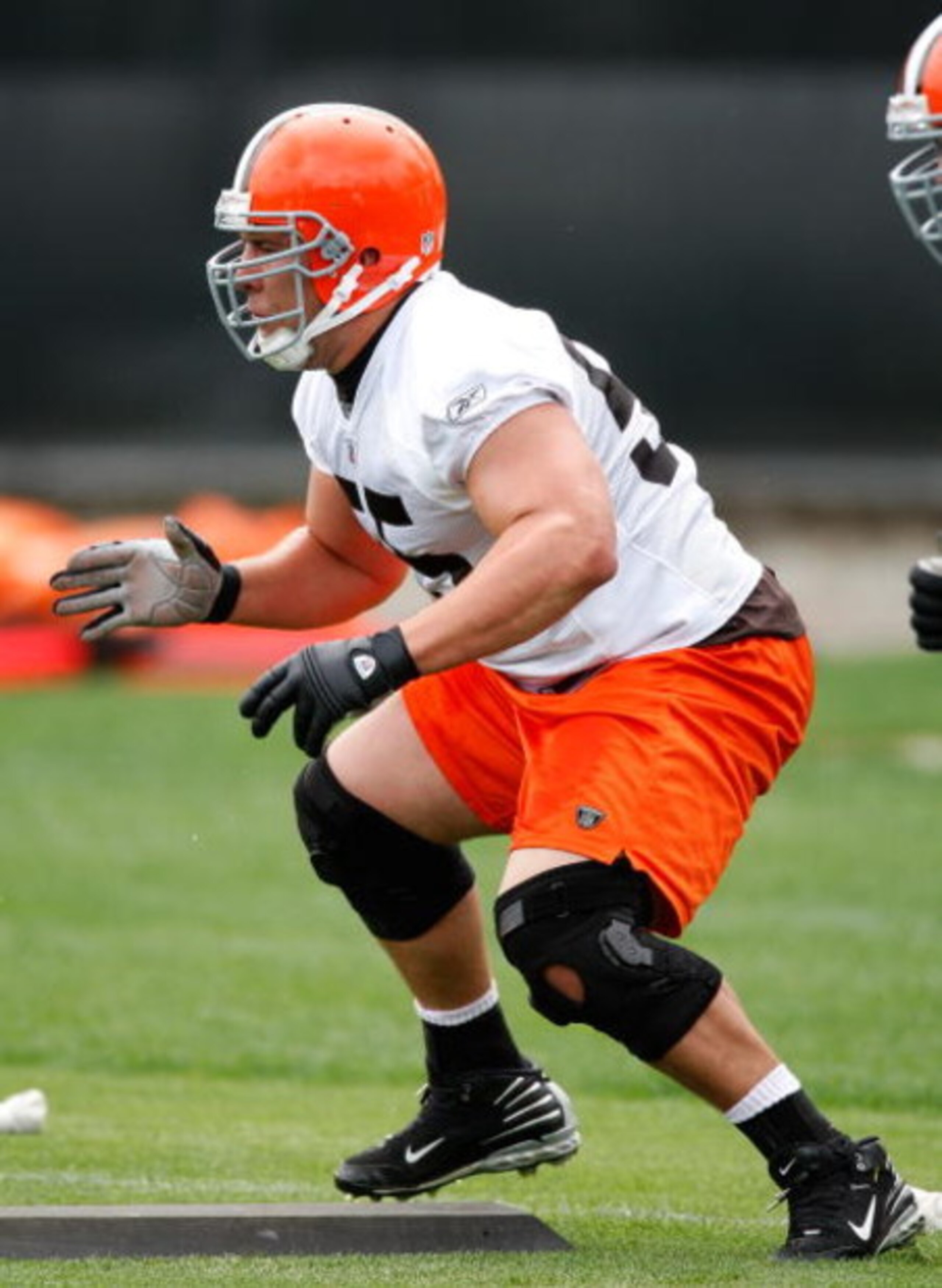 BEREA, OH - MAY 02:  Alex Mack #55 of the Cleveland Browns runs through a drill during rookie mini camp at the Cleveland Browns Training and Administrative Complex on May 2, 2009 in Berea, Ohio.  (Photo by Gregory Shamus/Getty Images)