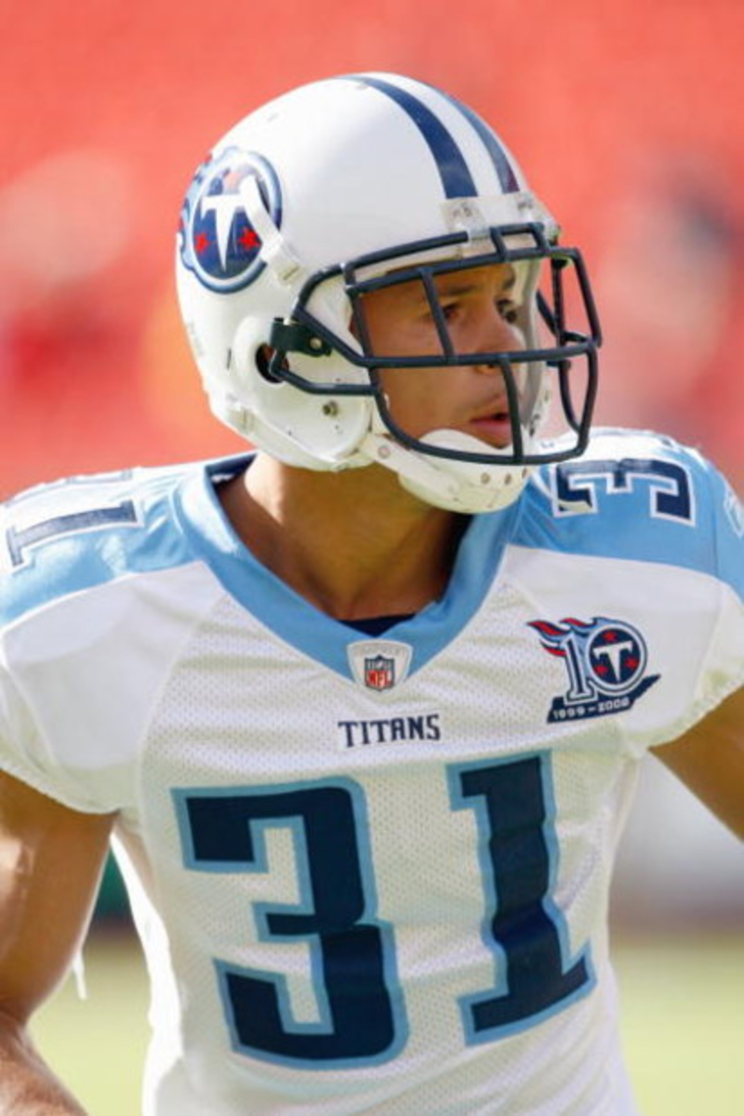 KANSAS CITY - OCTOBER 19:  Cortland Finnegan #31 of the Tennessee Titans warms-up on the field before the game against the Kansas City Chiefs at Arrowhead Stadium on October 19, 2008 in Kansas City, Missouri. (Photo by: Jamie Squire/Getty Images)
