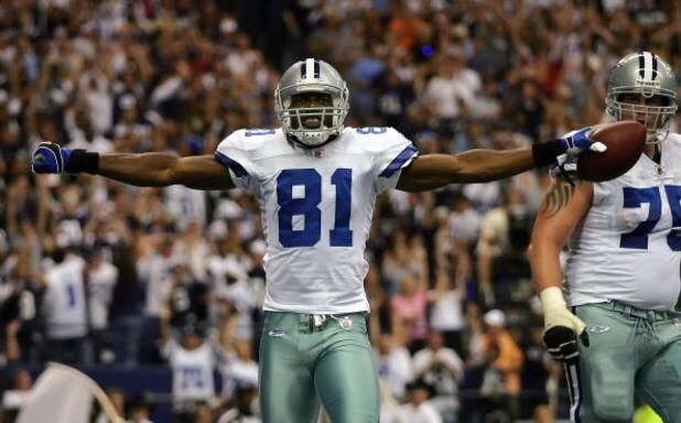 DALLAS - SEPTEMBER 15:  Wide receiver Terrell Owens #81 of the Dallas Cowboys celebrates a touchdown against the Philadelphia Eagles in the second quarter at Texas Stadium on September 15, 2008 in Irving, Texas.  (Photo by Ronald Martinez/Getty Images)