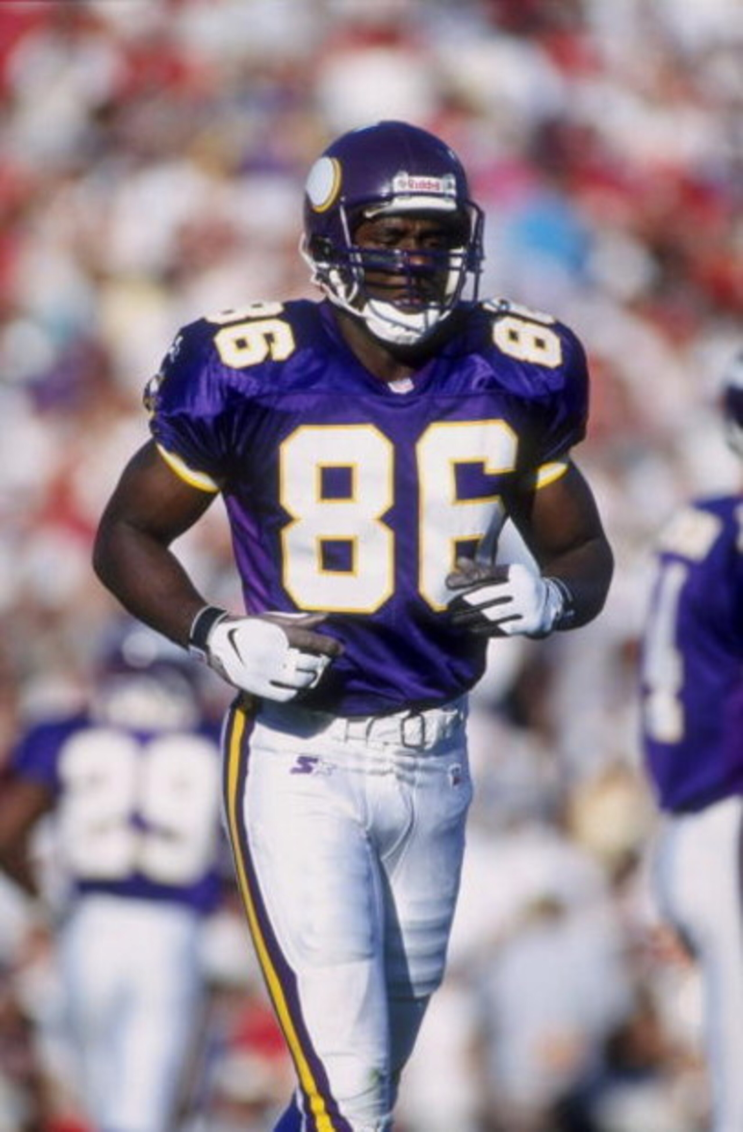 26 Oct 1997:  Wide receiver Jake Reed #86 of the Minnesota Vikings in action against the Tampa Bay Buccaneers during a game at Houlihan''s Stadium in Tampa, Florida.  The Vikings defeated the Buccaneers 10-6. Mandatory Credit: Scott Halleran  /Allsport