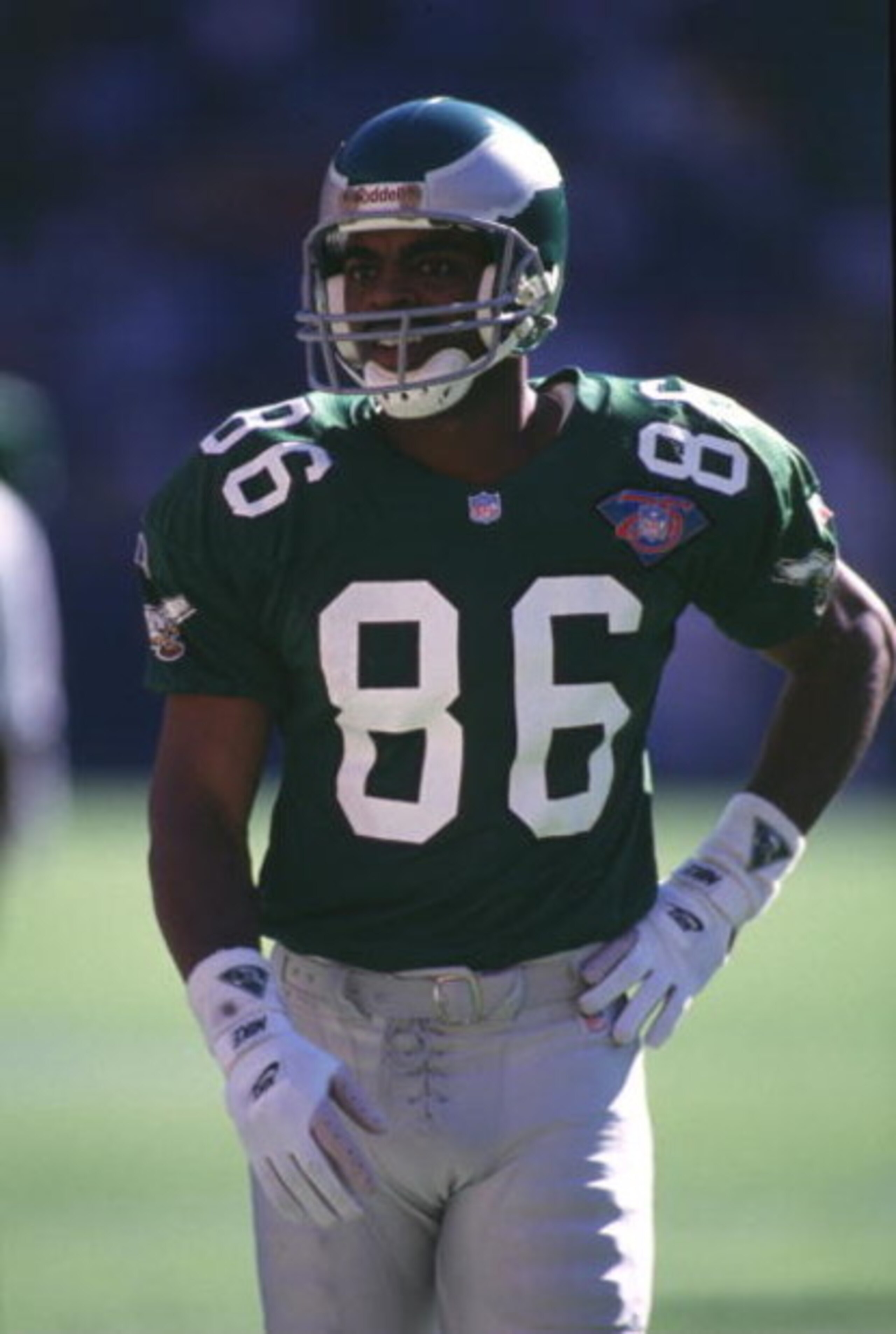 30 Oct 1994:  Fred Barnett #86 of the Philadelphia Eagles walks across the field during the Eagles 31-29 victory over the Washington Redskins at RFK stadium in Washington, D.C. Mandatory Credit: Doug Pensinger/Allsport