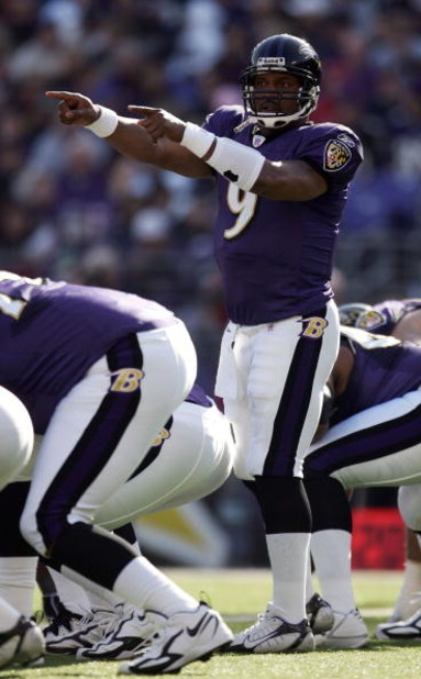 BALTIMORE - NOVEMBER 05:  Steve McNair #9 of the Baltimore Ravens calls a play against the Cincinnati Bengals during the second quarter on November 5, 2006 at M&T Bank Stadium in Baltimore, Maryland.  (Photo by Harry How/Getty Images)