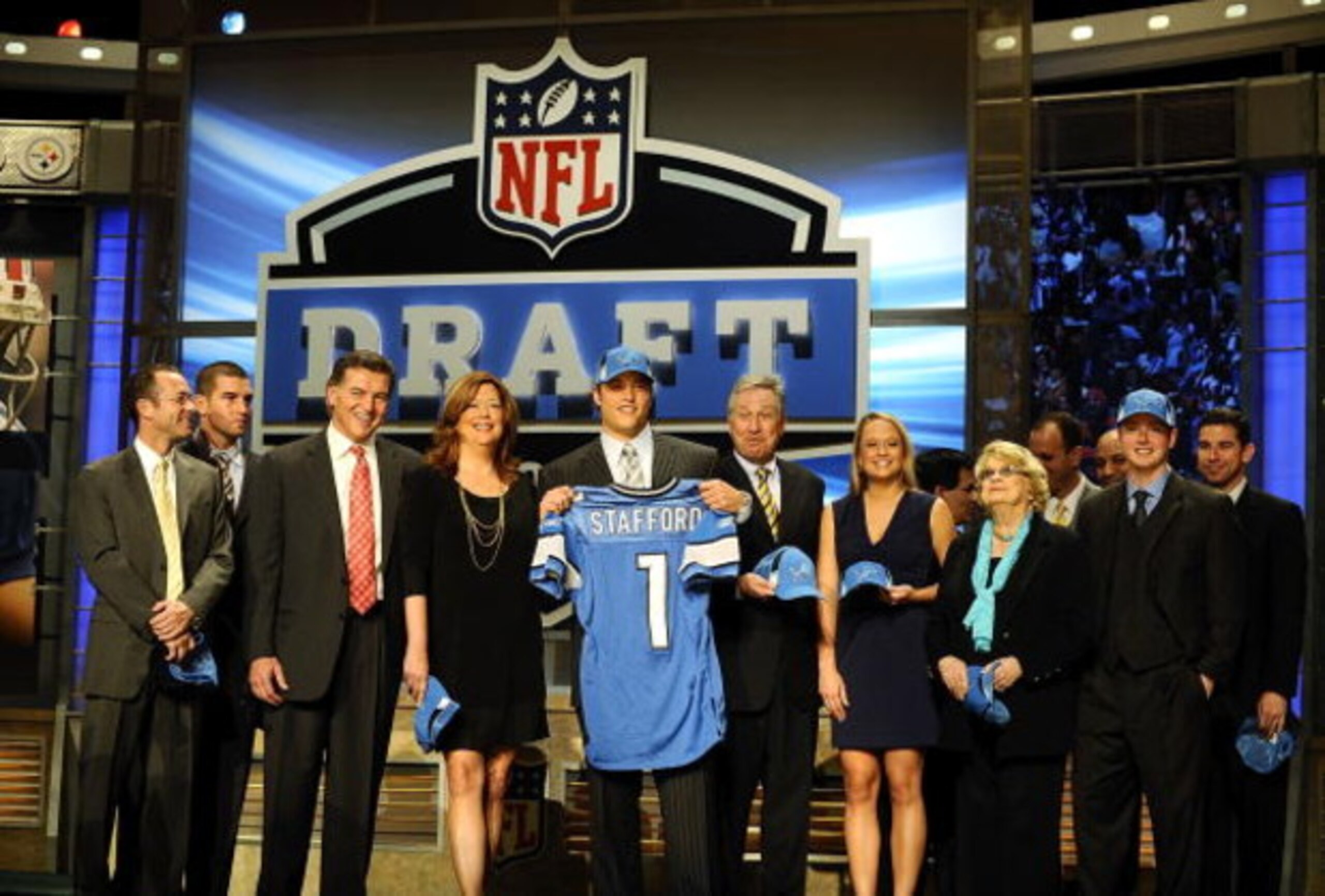 NEW YORK - APRIL 25:  Detroit Lions #1 draft pick Matthew Stafford poses for photographers with his family after his selection in the 2009 NFL Draft at Radio City Music Hall on April 25, 2009 in New York City  (Photo by Jeff Zelevansky/Getty Images)