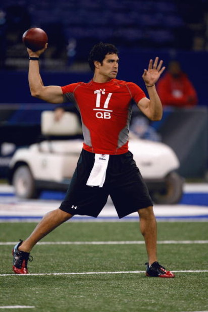 INDIANAPOLIS, IN - FEBRUARY 22:  Quarterback Mark Sanchez of USC passes the football during the NFL Scouting Combine presented by Under Armour at Lucas Oil Stadium on February 22, 2009 in Indianapolis, Indiana. (Photo by Scott Boehm/Getty Images)