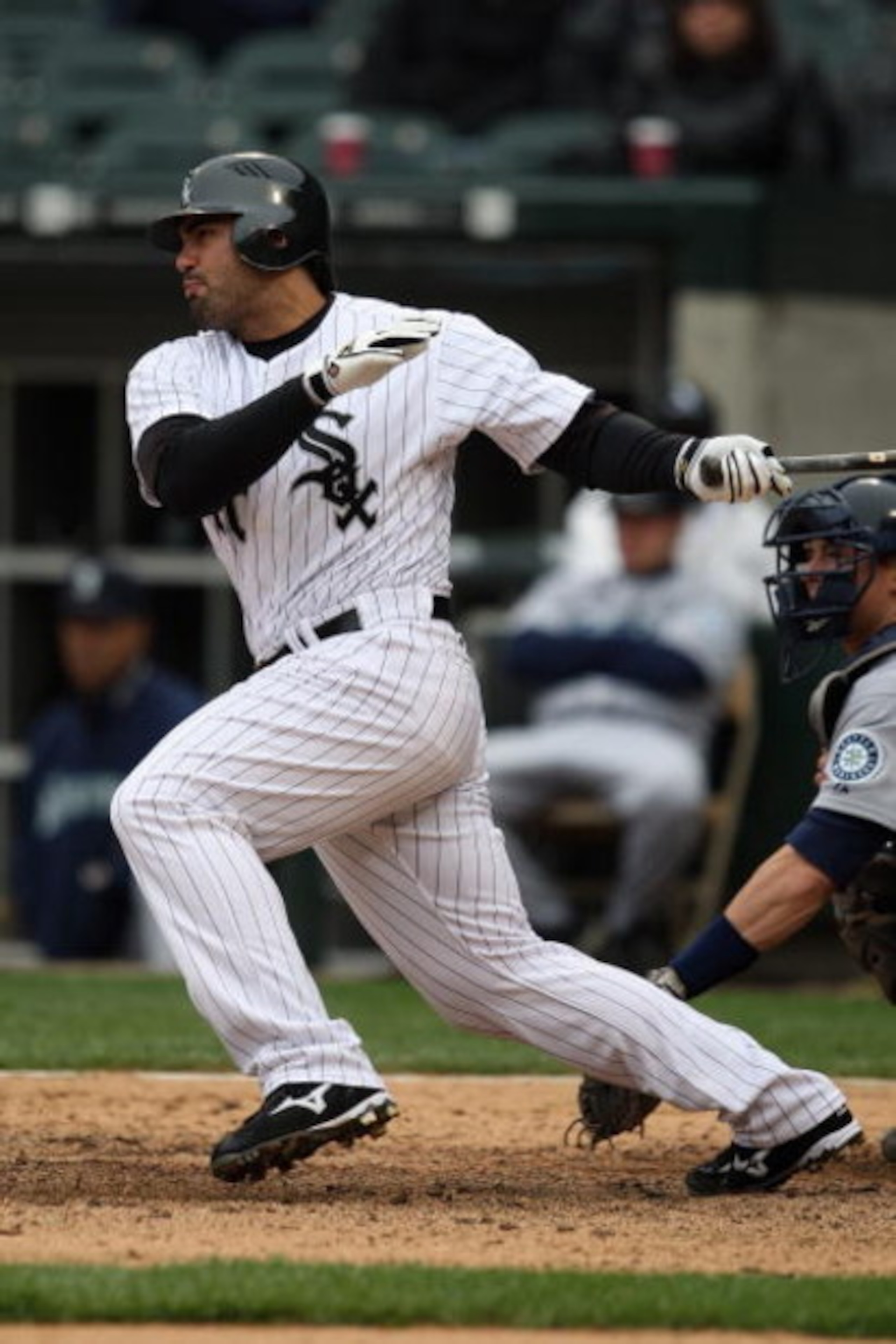 CHICAGO - APRIL 29: Carlos Quentin #20 of the Chicago White Sox bats against the Seattle Mariners during the game on April 29, 2009 at U.S. Cellular Field in Chicago, Illinois. (Photo by Jonathan Daniel/Getty Images) CHICAGO - APRIL 29: Carlos Quentin #20 of the Chicago White Sox bats against the Seattle Mariners during the game on April 29, 2009 at U.S. Cellular Field in Chicago, Illinois. (Photo by Jonathan Daniel/Getty Images)