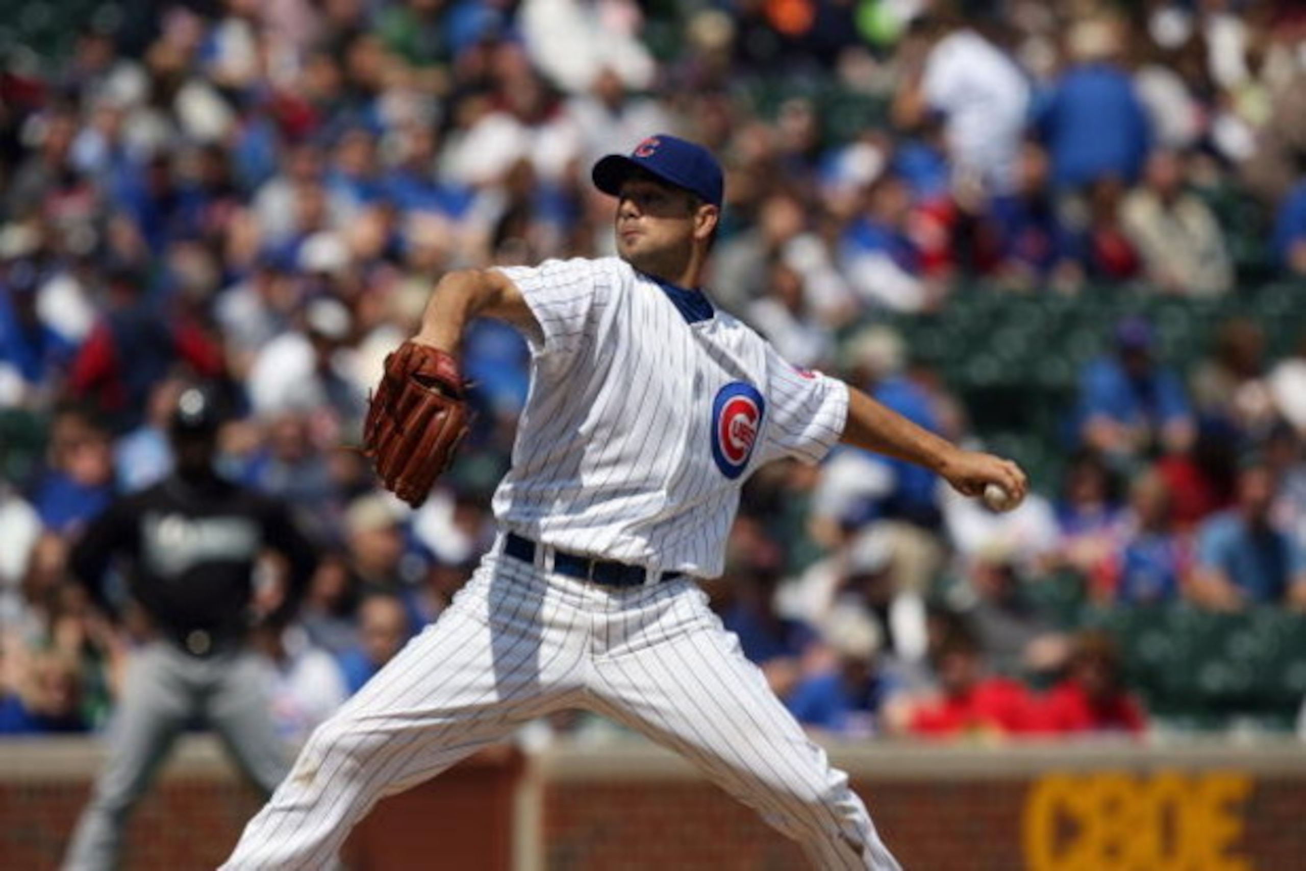 CHICAGO - MAY 2:  Ted Lilly #30 of the Chicago Cubs pitches against the Florida Marlins during the game on May 2, 2009 at Wrigley Field in Chicago, Illinois. (Photo by Jonathan Daniel/Getty Images) 