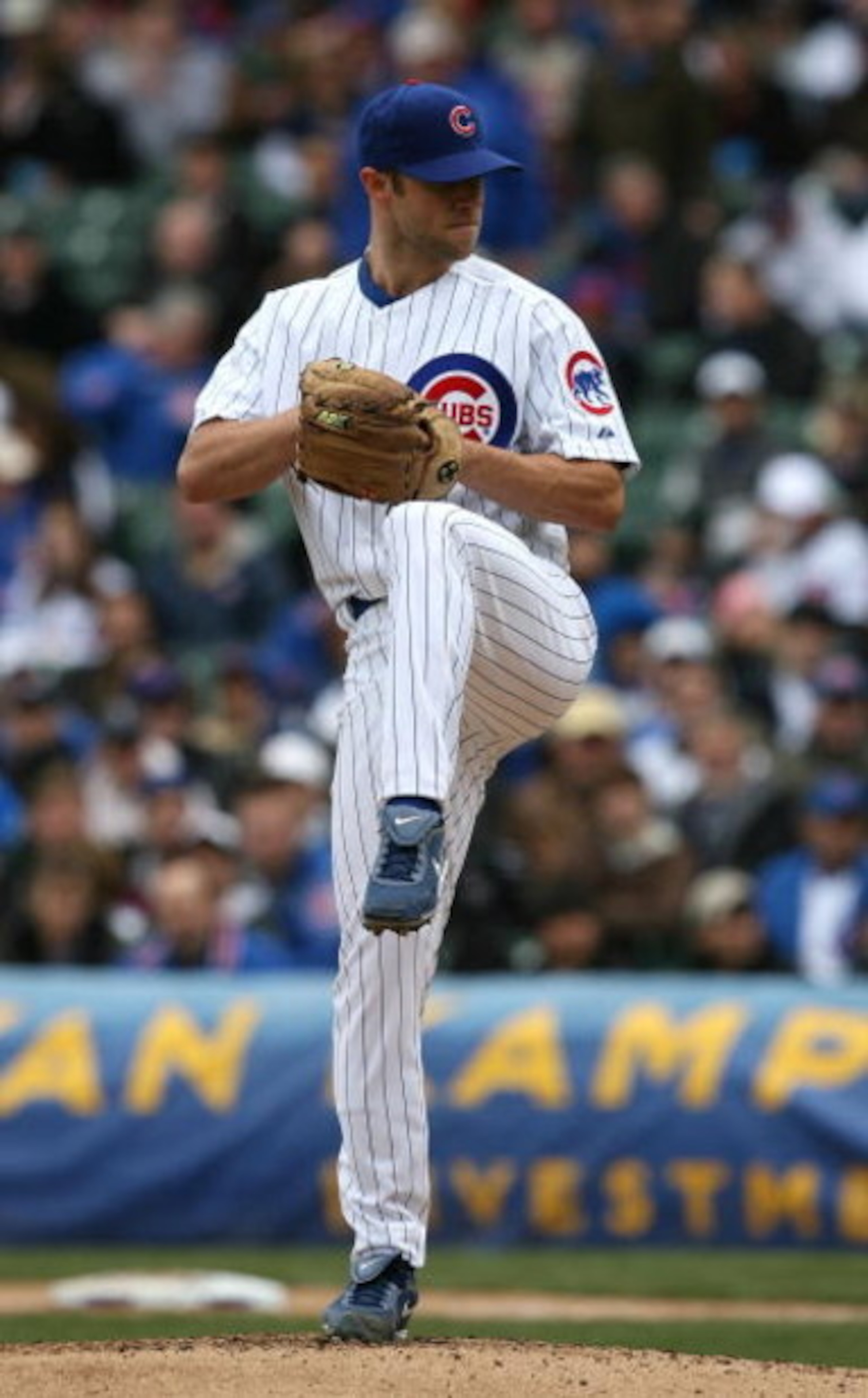 CHICAGO - APRIL 15: Starting pitcher Rich Harden #40 of the Chicago Cubs delivers the ball against the Colorado Rockies on April 15, 2009 at Wrigley Field in Chicago, Illinois. The Rockies defeated the Cubs 5-2.  (Photo by Jonathan Daniel/Getty Images)