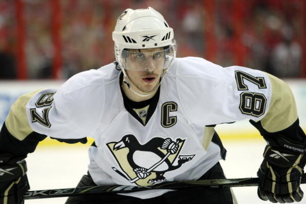WASHINGTON - MAY 13: Sidney Crosby #87 of the Pittsburgh Penguins waits for the faceoff against the Washington Capitals during Game Seven of the Eastern Conference Semifinal  Round of the 2009 Stanley Cup Playoffs at Verizon Center on May 13, 2009 in Wash