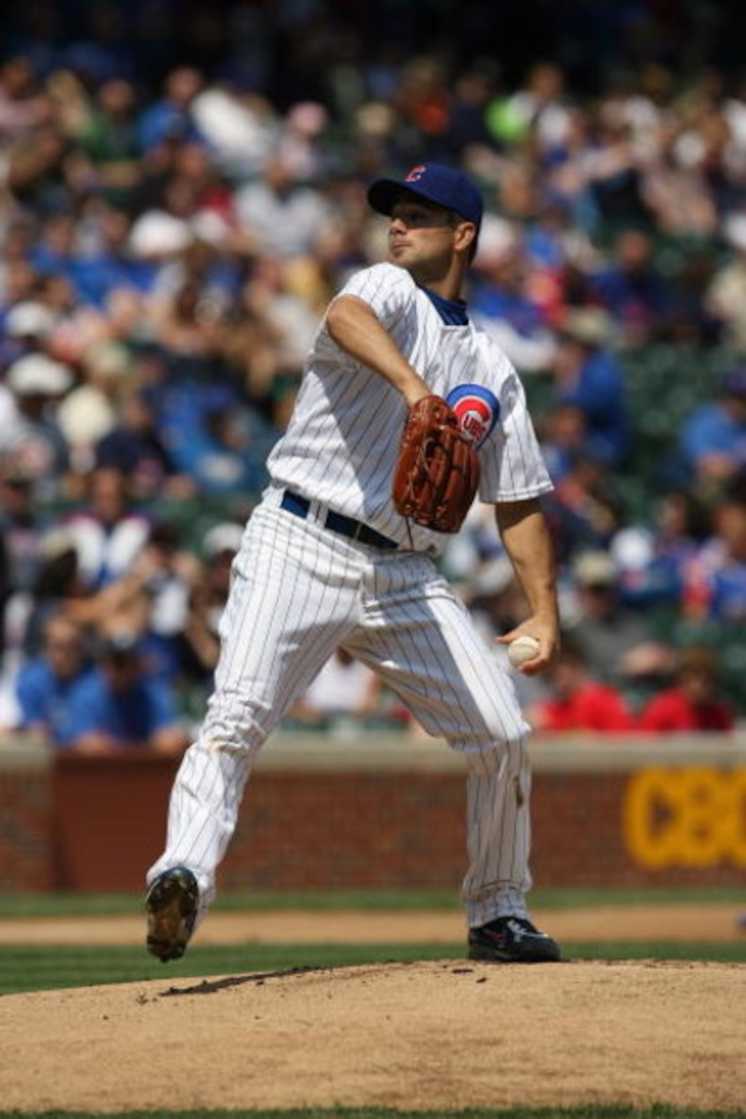 CHICAGO - MAY 2:  Ted Lilly #30 of the Chicago Cubs pitches against the Florida Marlins during the game on May 2, 2009 at Wrigley Field in Chicago, Illinois. (Photo by Jonathan Daniel/Getty Images) 