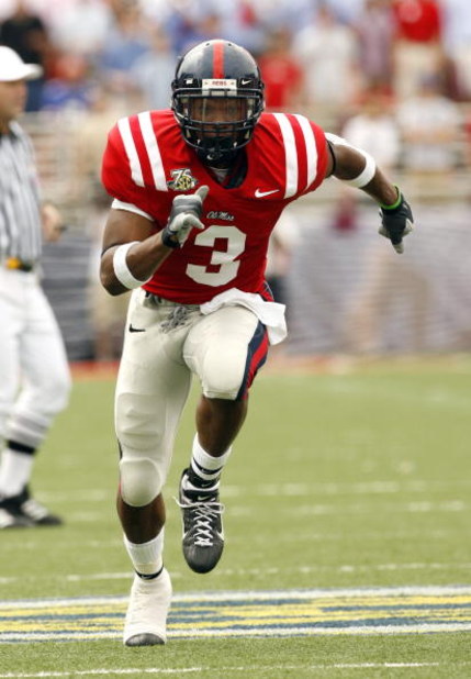 OXFORD, MS - SEPTEMBER 22: Shay Hodge #3 of the Mississippi Rebels runs downfield against the Florida Gators on September 22, 2007 at Vaught-Hemingway Stadium/Hollingsworth Field in Oxford, Mississippi. Florida won  30-24. (Photo by Joe Murphy/Getty Image