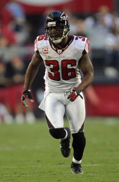 GLENDALE, AZ - DECEMBER 23:  Lawyer Milloy #36 of the Atlanta Falcons looks to make a play against the Arizona Cardinals at the University of Phoenix Stadium on December 23, 2007 in Glendale, Arizona.  The Cardinals won in overtime 30-27.  (Photo by Harry
