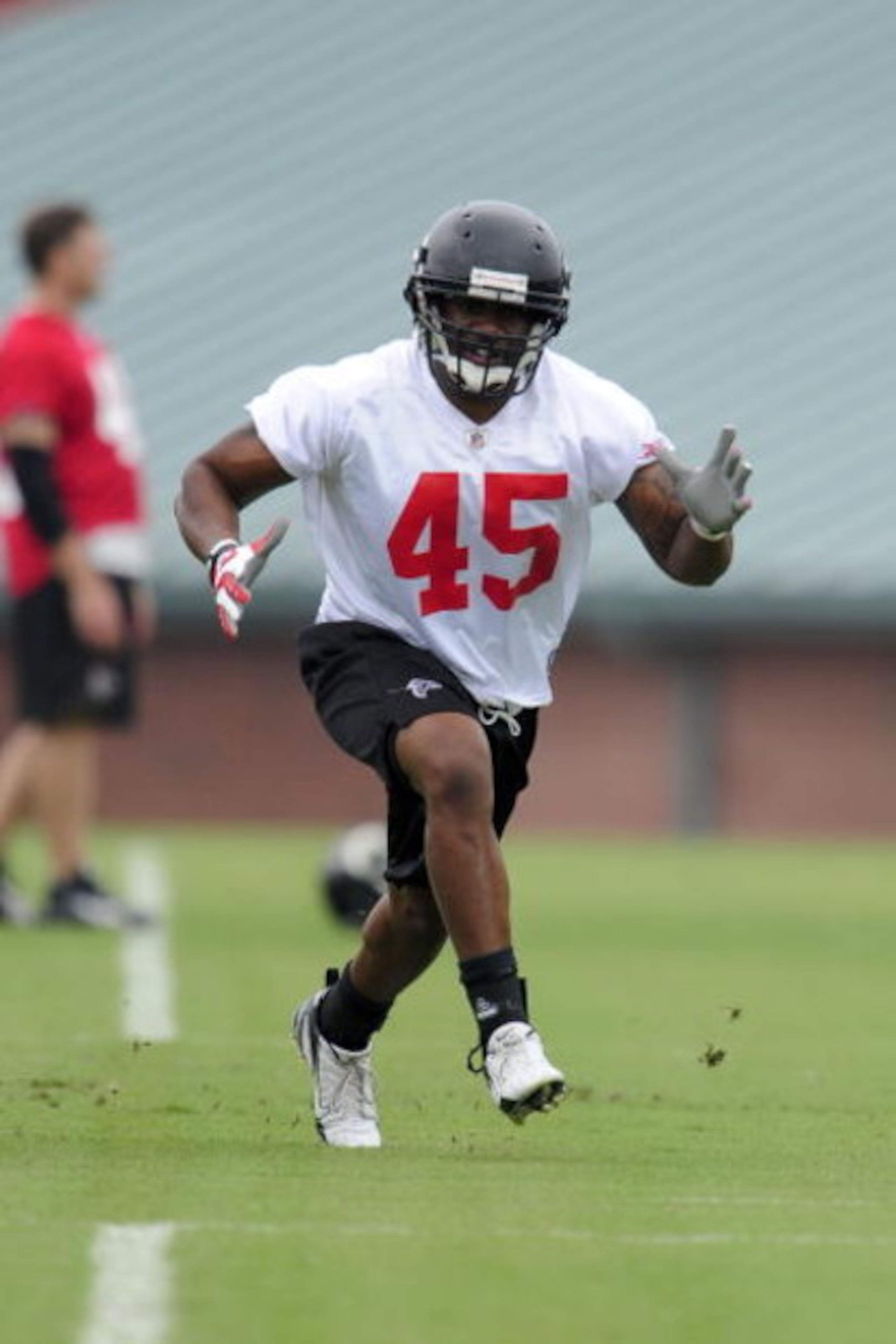 FLOWERY BRANCH, GA - MAY 9: Linebacker Robert James #45 of the Atlanta Falcons works out during minicamp at the Falcons Complex on May 9, 2009 in Flowery Branch, Georgia. (Paul Abell/Getty Images)