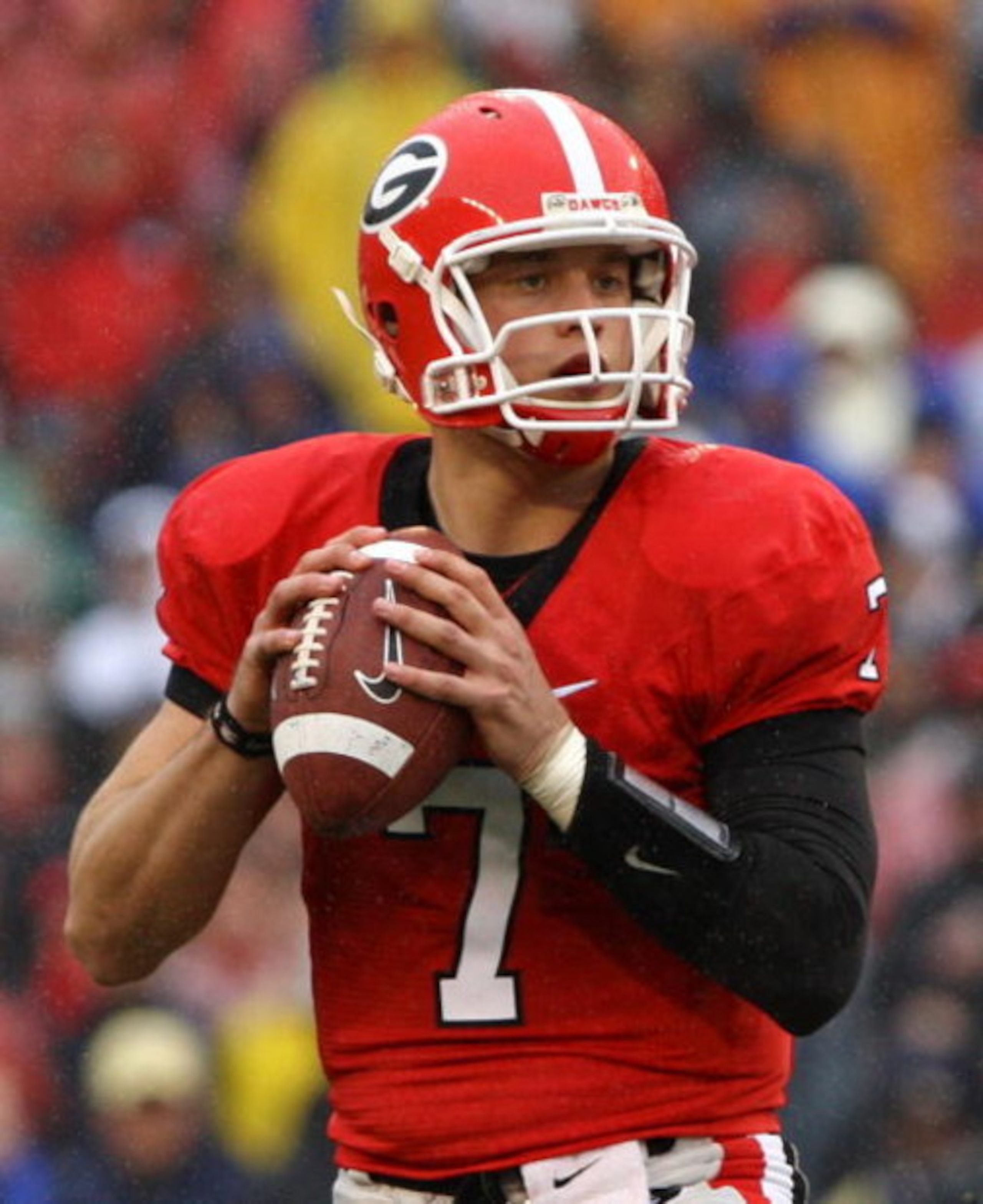 ATHENS, GA - NOVEMBER 29:  Quarterback Matthew Stafford #7 of the Georgia Bulldogs drops back to pass during the game against the Georgia Tech Yellow Jackets at Sanford Stadium on November 29, 2008 in Athens, Georgia.  The Yellow Jackets defeated the Bull