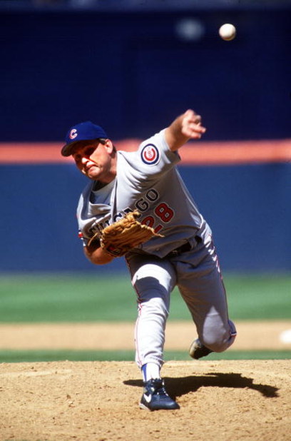 30 JUN 1993:  CHICAGO CLOSER RANDY DELIVERS A PITCH DURING THE CUBS GAME AT THE PADRES IN JACK MURPHY STADIUM. Mandatory Credit: Steve Dunn/ALLSPORT