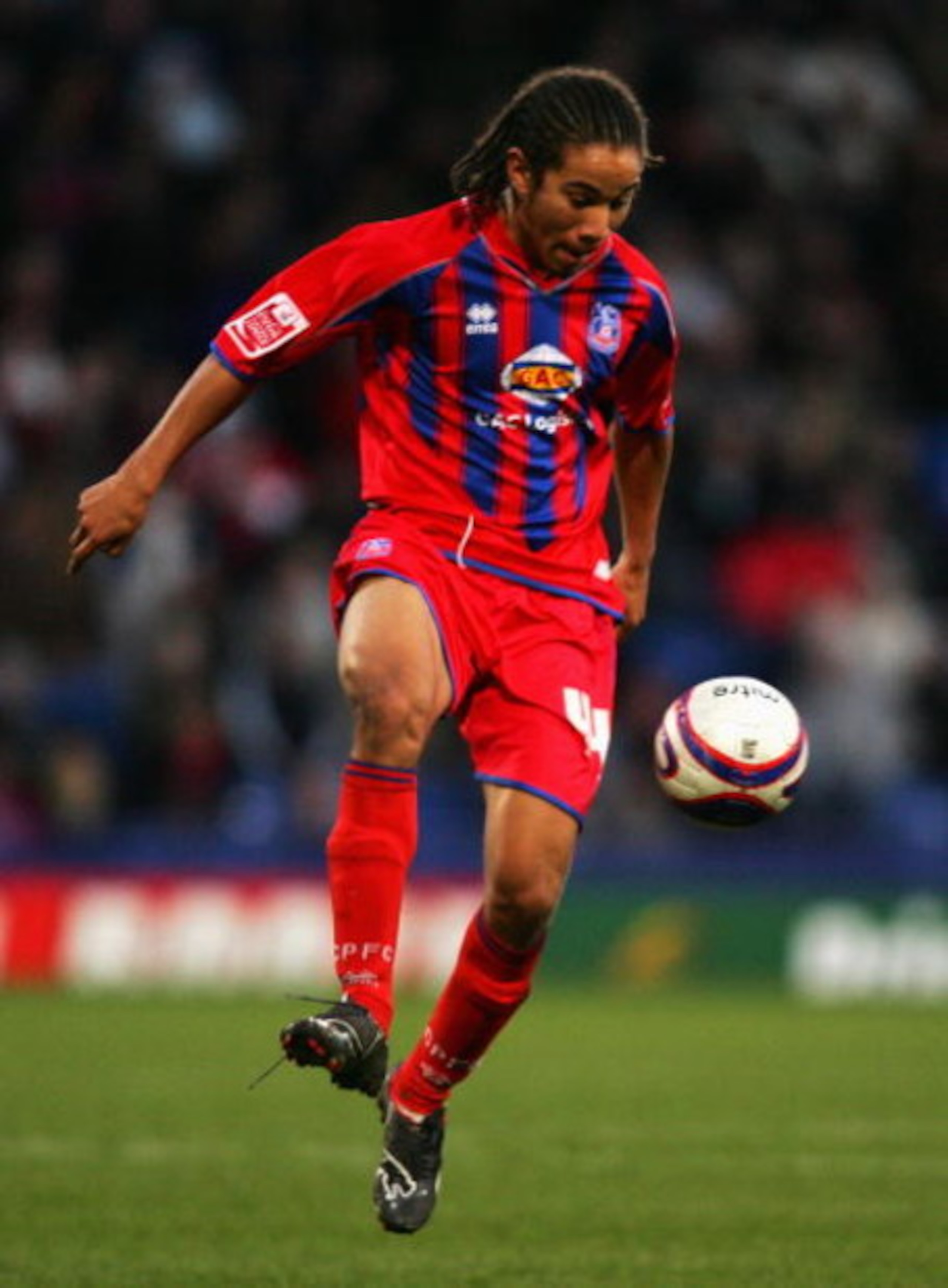 LONDON - FEBRUARY 02:  Sean Scannell of Crystal Palace in action during the Coca-Cola Championship match between Crystal Palace and Southampton at Selhurst Park on February 2, 2008 in London, England.  (Photo by Warren Little/Getty Images)