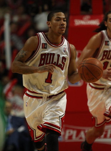 CHICAGO - APRIL 30: Derrick Rose #1 of the Chicago Bulls brings the ball upcourt against the Boston Celtics in Game Six of the Eastern Conference Quarterfinals during the 2009 NBA Playoffs at the United Center on April 30, 2009 in Chicago, Illinois. The B