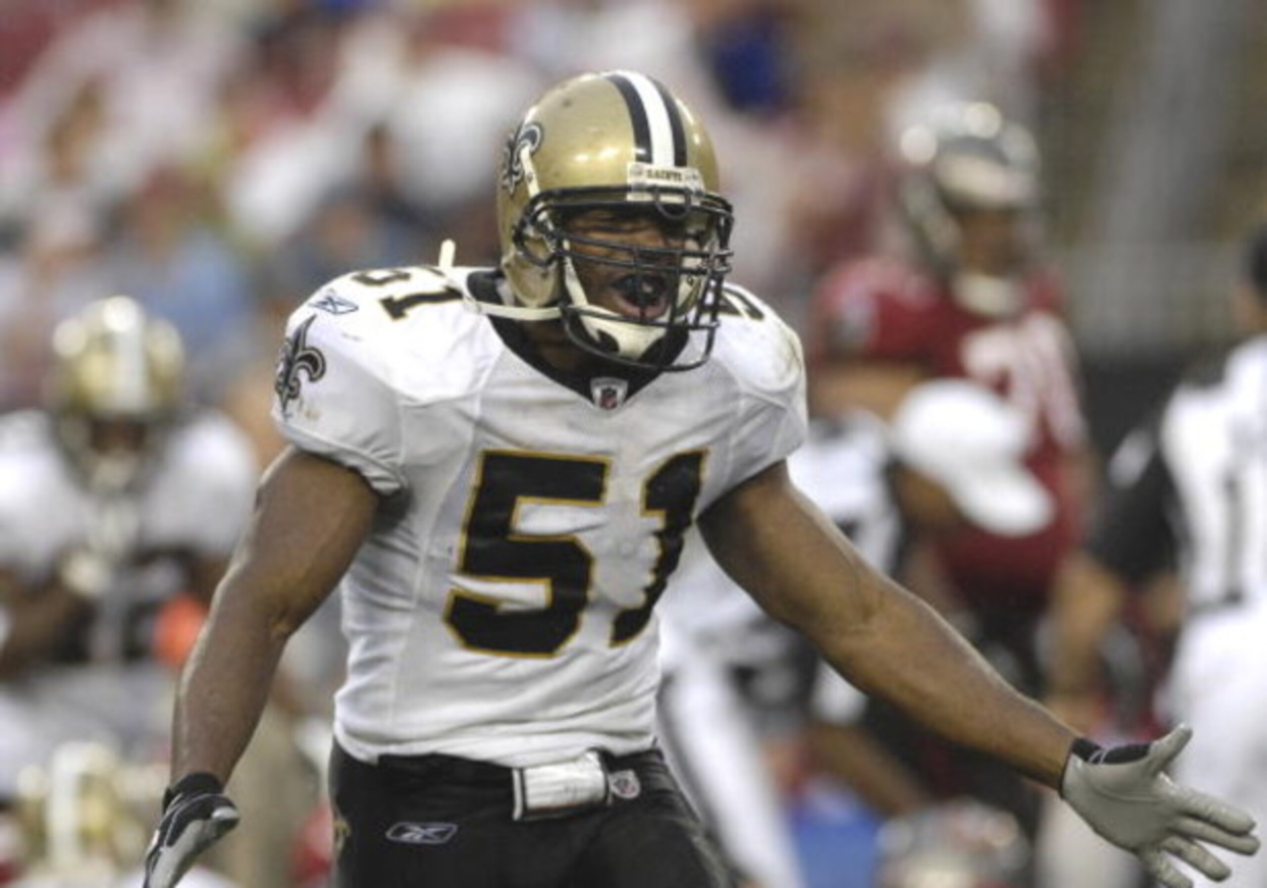 TAMPA, FL - NOVEMBER 30: Linebacker Jonathan Vilma #51 of the New Orleans Saints sets on defense against the Tampa Bay Buccaneers at Raymond James Stadium on November 30, 2008 in Tampa, Florida.  (Photo by Al Messerschmidt/Getty Images) 