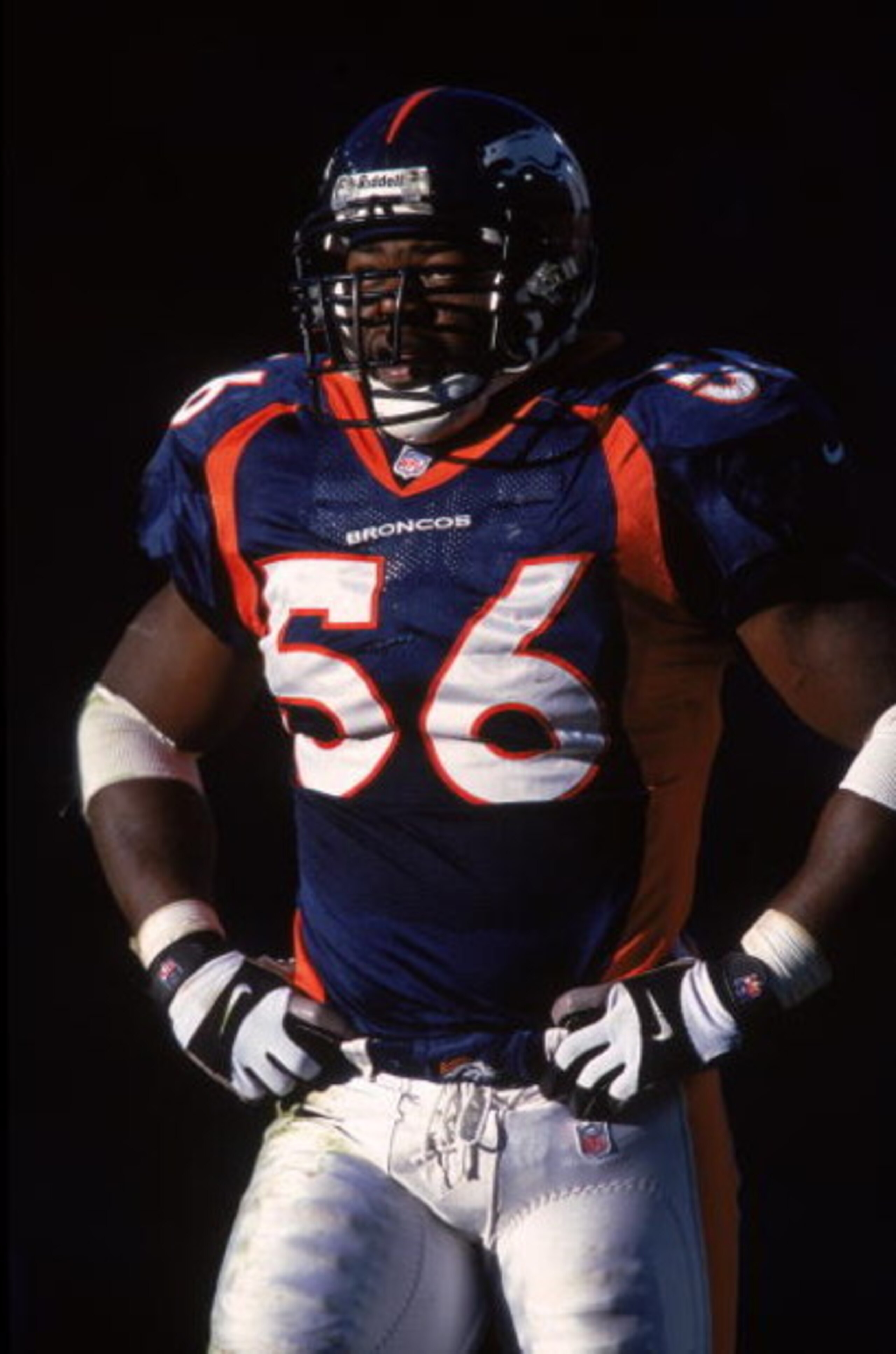 5 Dec 1999: Al Wilson #56 of the Denver Broncos waits on the field during the game against the Kansas City Chiefs at the Mile High Stadium in Denver, Colorado. The Chiefs defeated the Broncos 16-10. Mandatory Credit: Brian Bahr /Allsport 5 Dec 1999: Al Wilson #56 of the Denver Broncos waits on the field during the game against the Kansas City Chiefs at the Mile High Stadium in Denver, Colorado. The Chiefs defeated the Broncos 16-10. Mandatory Credit: Brian Bahr /Allsport