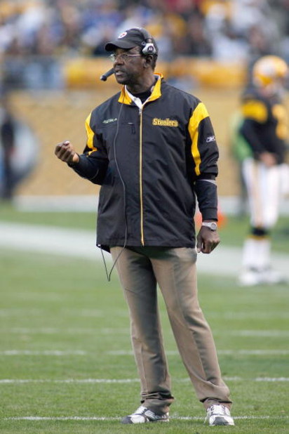 PITTSBURGH - OCTOBER 26:  Assistant head coach John Mitchell of the Pittsburgh Steelers walks on the field during the game against the New York Giants at Heinz Field on October 26, 2008 in Pittsburgh, Pennsylvania. (Photo by: Rick Stewart/Getty Images)