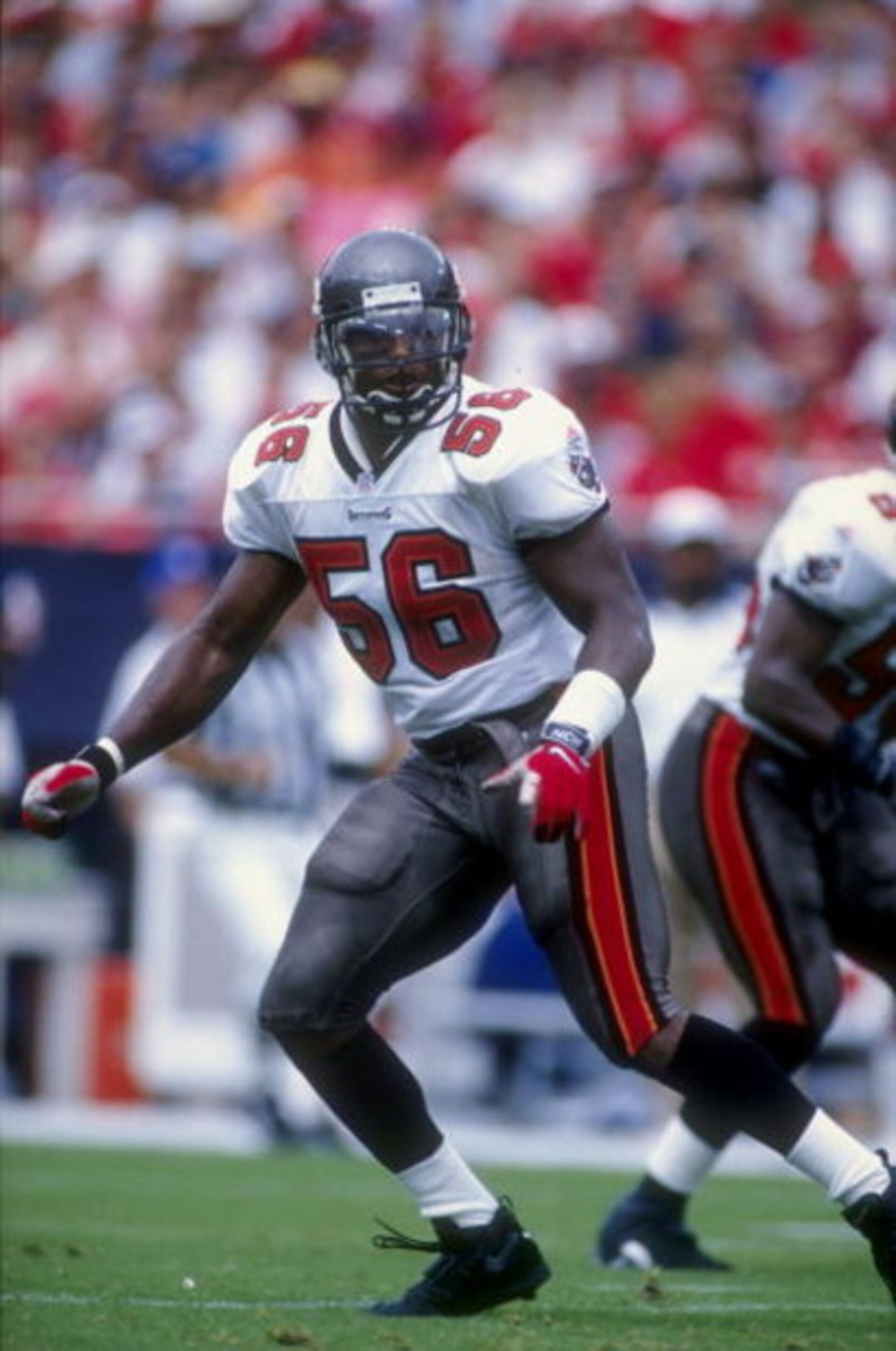 20 Sep 1998:  Linebacker Hardy Nickerson #56 of the Tampa Bay Buccaneers in action during the game against the Chicago Bears at the Raymond James Stadium in Tampa, Florida. The Buccaneers defeated the Bears 27-15. Mandatory Credit: Scott Halleran  /Allspo