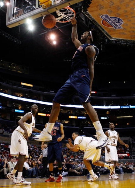 LOS ANGELES, CA - MARCH 12:  Forward Jordan Hill #43 of the Arizona Wildcats dunks the ball against the Arizona State Sun Devils during the Pacific Life Pac-10 Men's Basketball Tournament at the Staples Center on March 12, 2009 in Los Angeles, California.
