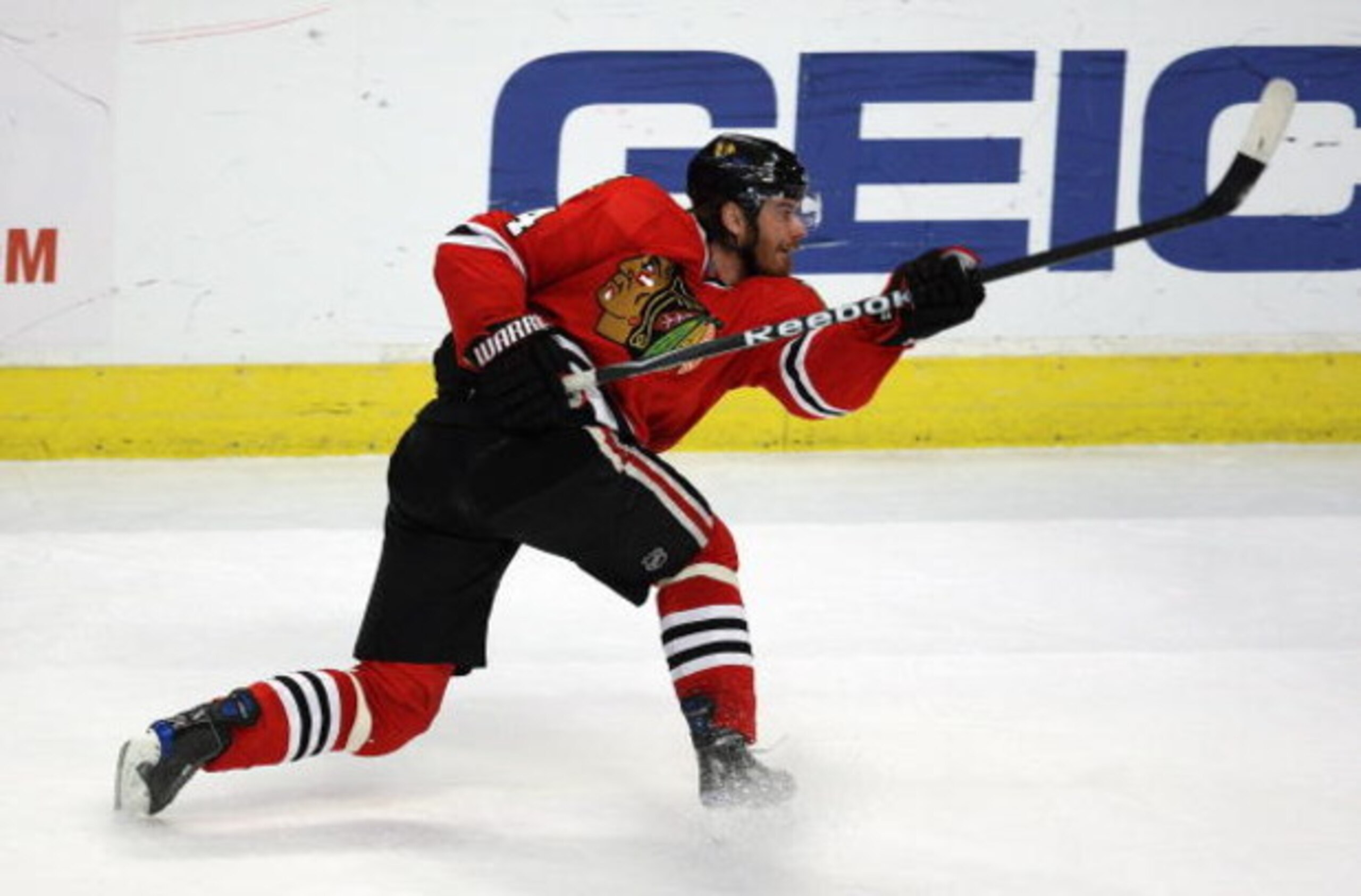 CHICAGO - MARCH 29: Martin Havlat #24 of the Chicago Blackhawks fires a shot against the Vancouver Canucks on March 29, 2009 at the United Center in Chicago, Illinois. The Canucks defeated the Blackhawks 4-0. (Photo by Jonathan Daniel/Getty Images) CHICAGO - MARCH 29: Martin Havlat #24 of the Chicago Blackhawks fires a shot against the Vancouver Canucks on March 29, 2009 at the United Center in Chicago, Illinois. The Canucks defeated the Blackhawks 4-0. (Photo by Jonathan Daniel/Getty Images)