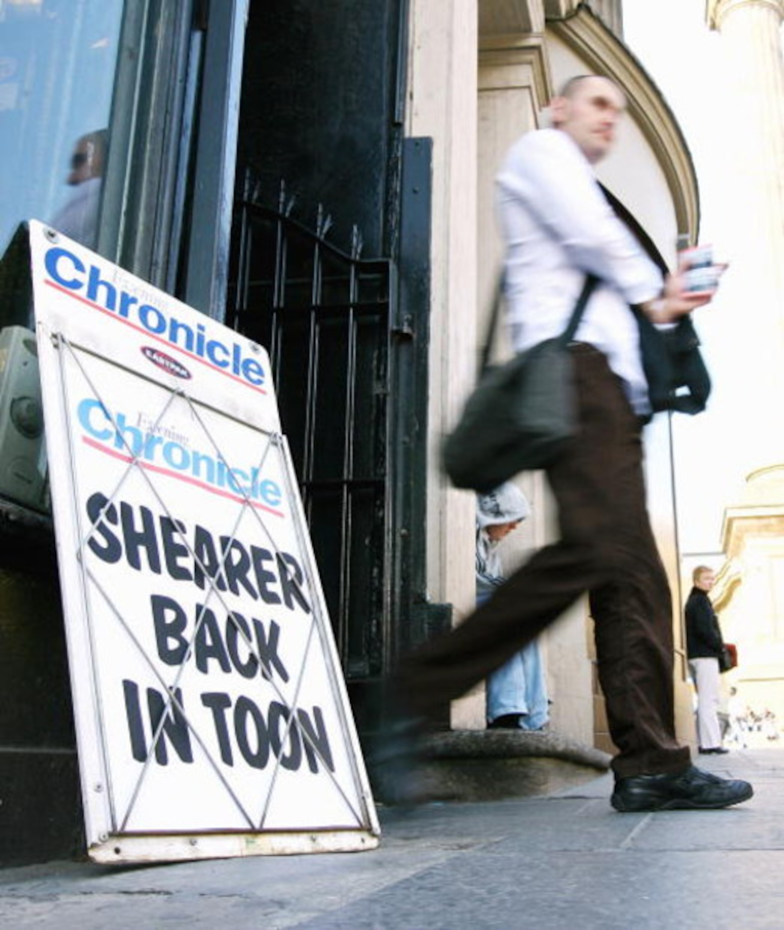 NEWCASTLE UPON TYNE, ENGLAND - APRIL 01:  A local newspaper announces the news that Alan Shearer has been appointed manager of Newcastle United on a temporary basis on April 1, 2009 in Newcastle upon Tyne, England.  (Photo by Alex Livesey/Getty Images)