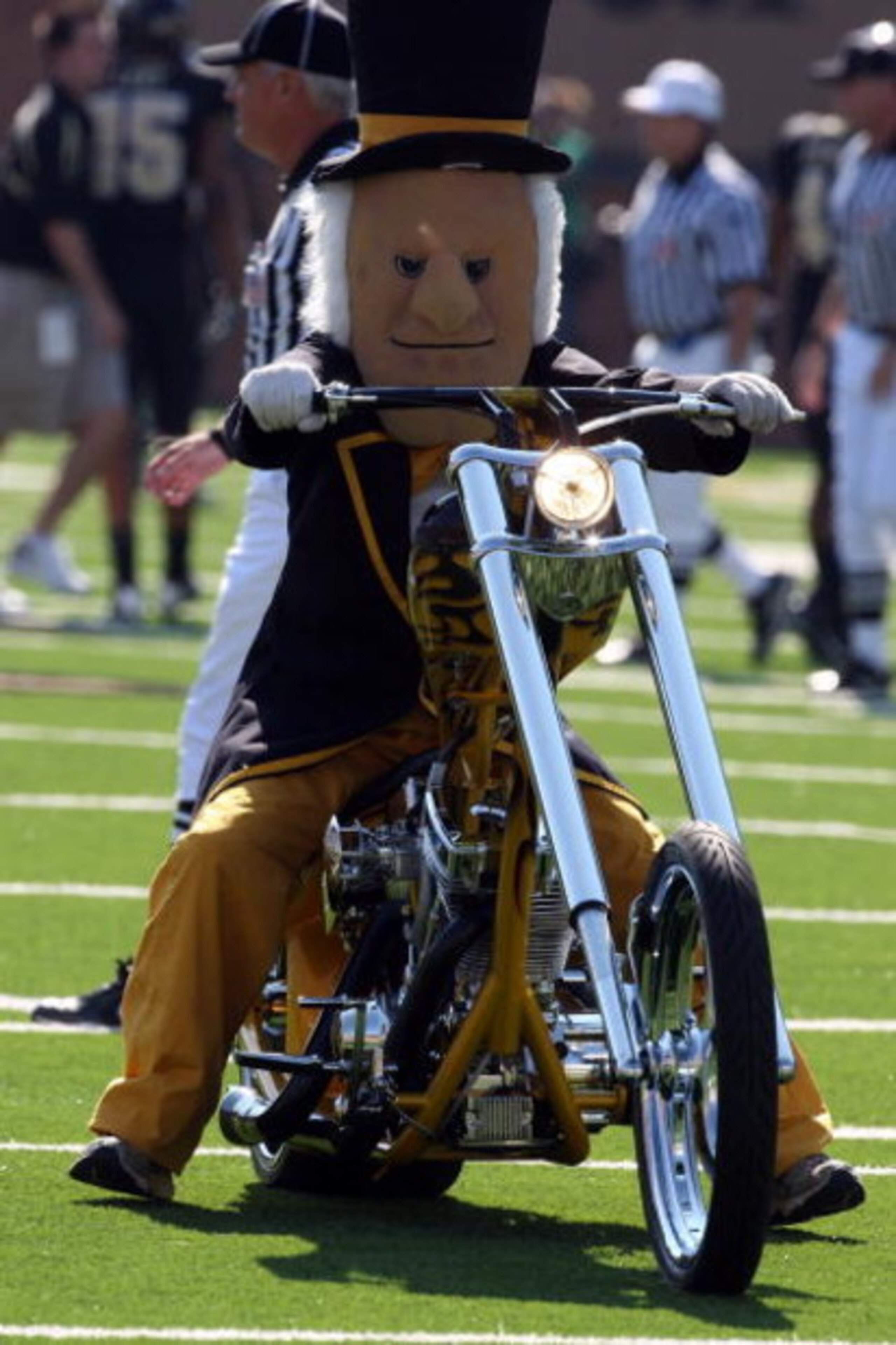 WINSTON SALEM, NC - OCTOBER 27:  The Wake Forest Demon Deacons Mascot during the ACC game at the Groves Stadium, on October 27, 2007 in Winston Salem,North Carolina.  (Photo by David Cannon/Getty Images)