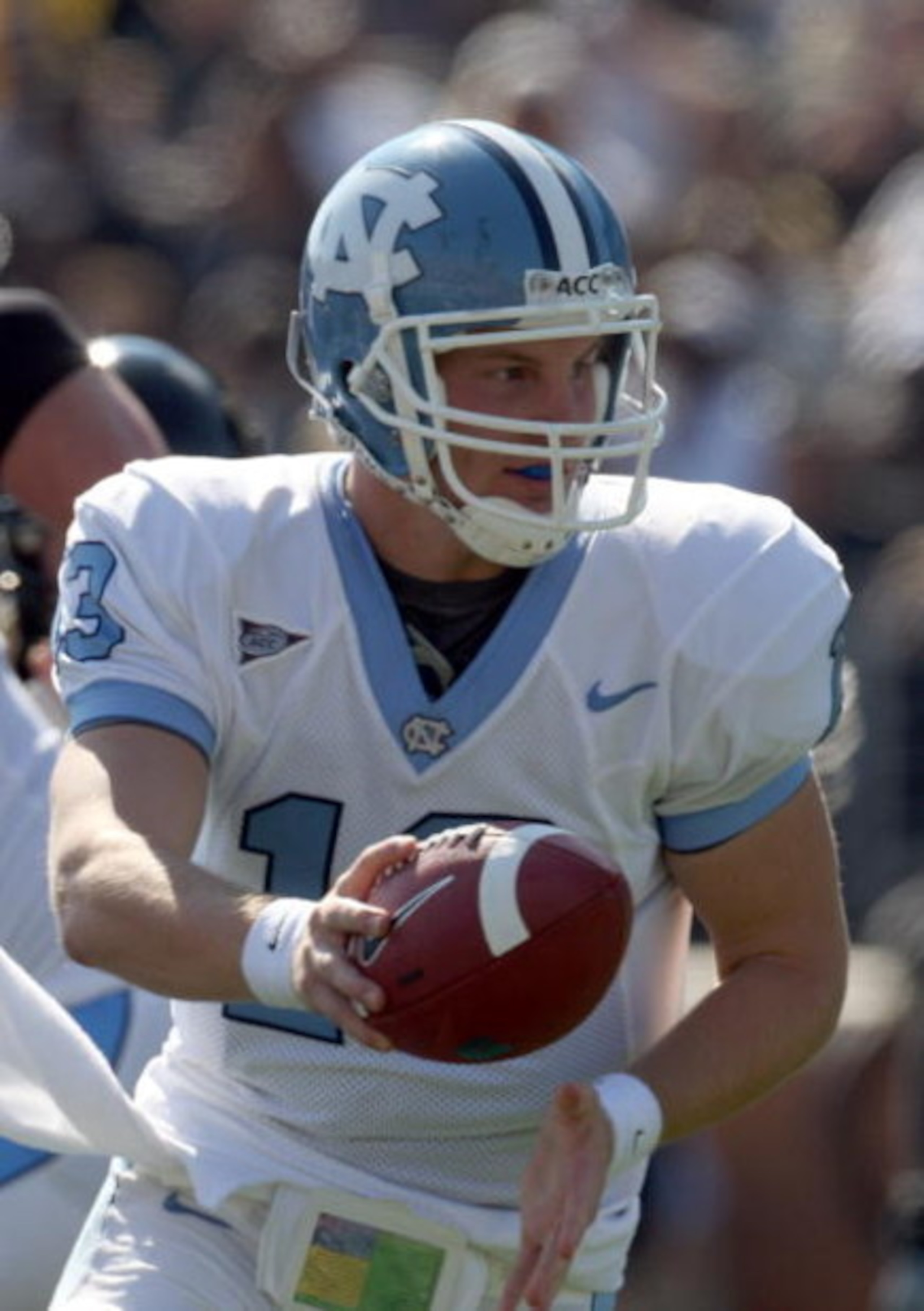 WINSTON SALEM, NC - OCTOBER 27:  T.J.Yates #13 of the University of North Carolina Tar Heels during the ACC game at the Groves Stadium, on October 27, 2007 in Winston Salem,North Carolina.  (Photo by David Cannon/Getty Images)