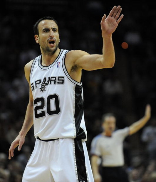 SAN ANTONIO - JANUARY 11:  Manu Ginobili #20 of the San Antonio Spurs during play against the Orlando Magic on January 11, 2009 at AT&T Center in San Antonio, Texas.  NOTE TO USER: User expressly acknowledges and agrees that, by downloading and/or using t