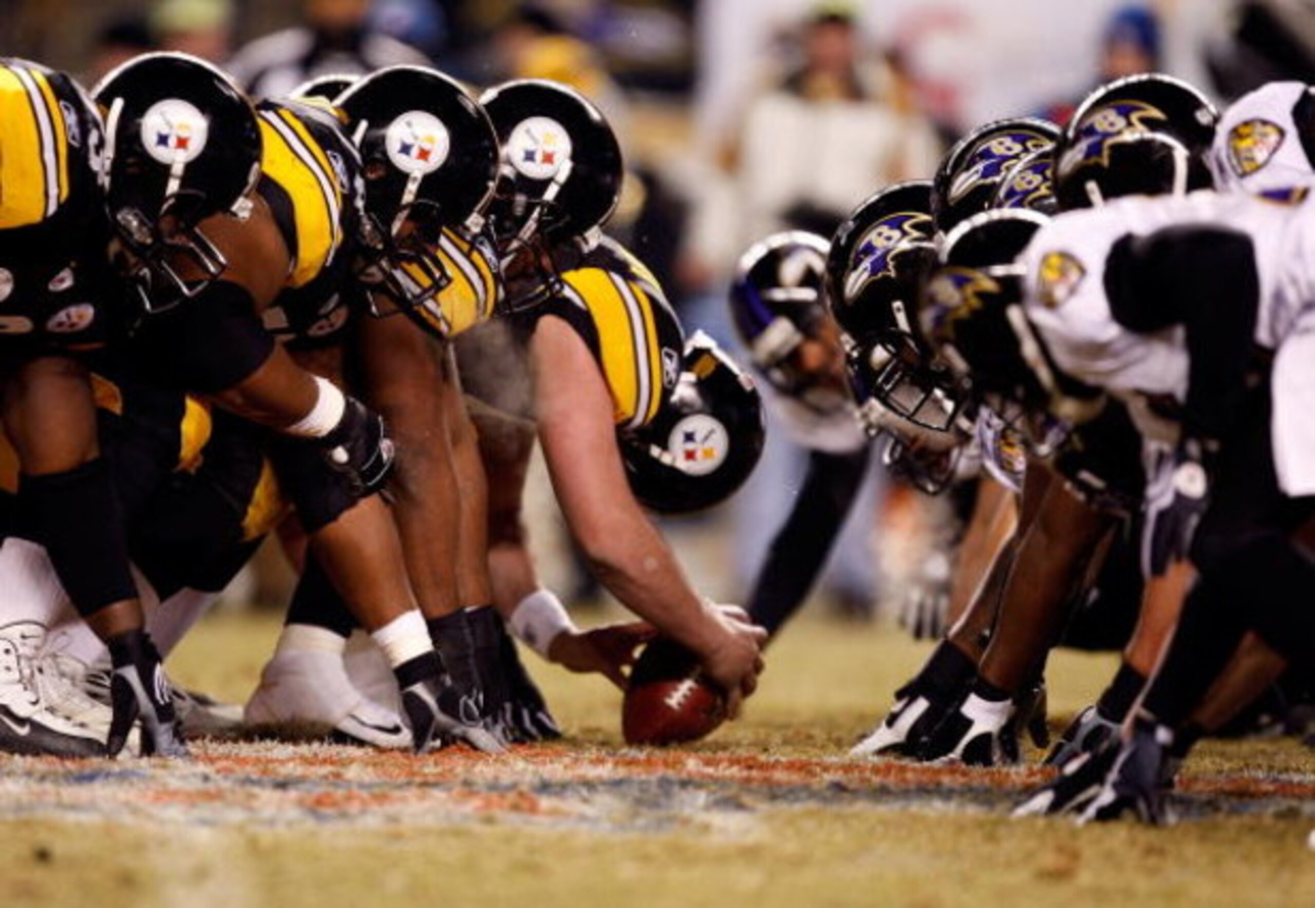 PITTSBURGH - JANUARY 18:  The Pittsburgh Steelers line up for a successful 42-yard field goal attempt by kicker Jeff Reed in the first quarter against the Baltimore Ravens during the AFC Championship game on January 18, 2009 at Heinz Field in Pittsburgh, 