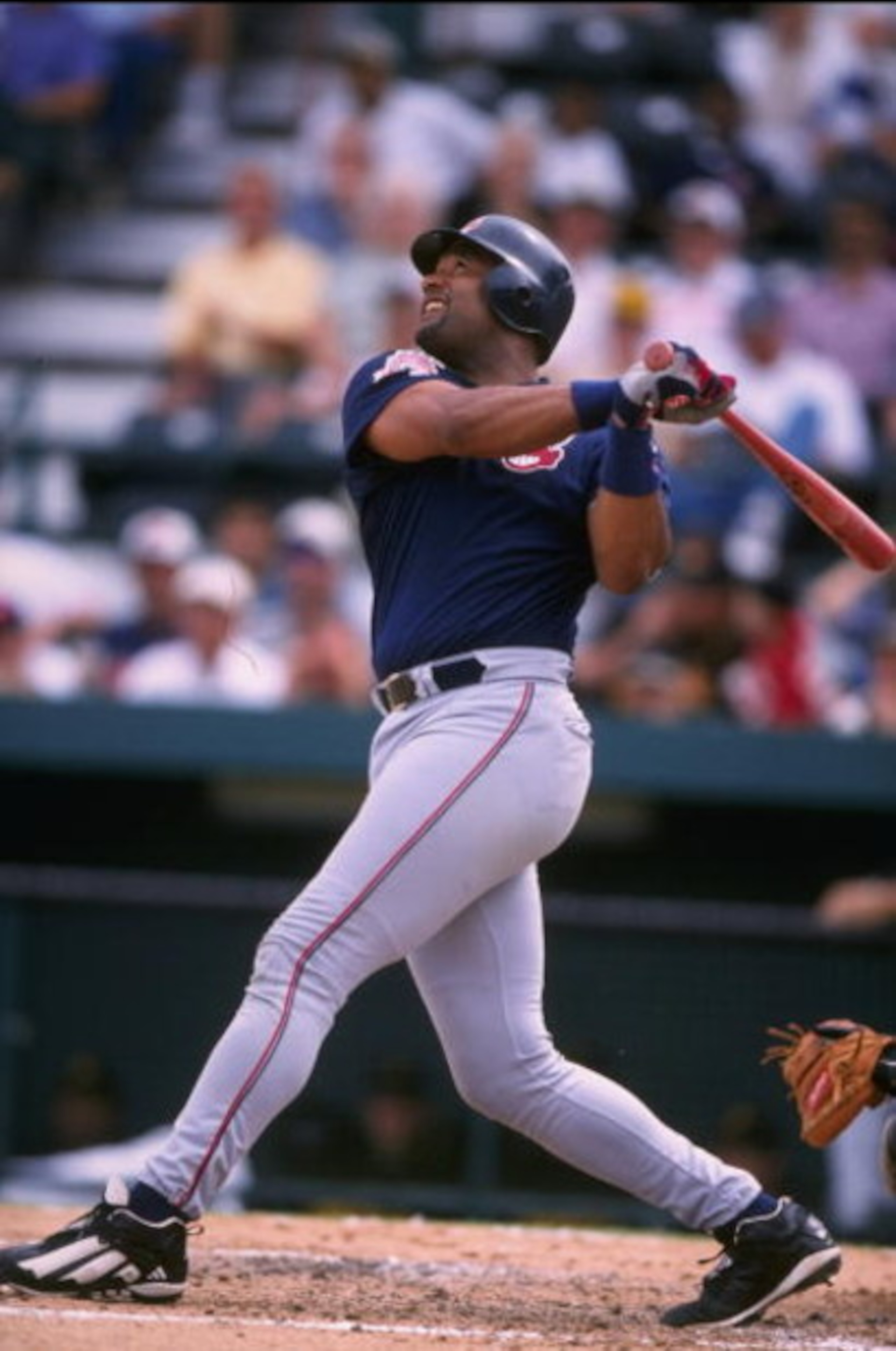 27 Feb 1998:  Catcher Sandy Alomar #15 of the Cleveland Indians takes a swing during their 7-5 spring training win over the Pittsburgh Pirates at McKechmie Field in Bradenton,  Florida. Mandatory Credit: David Seelig  /Allsport