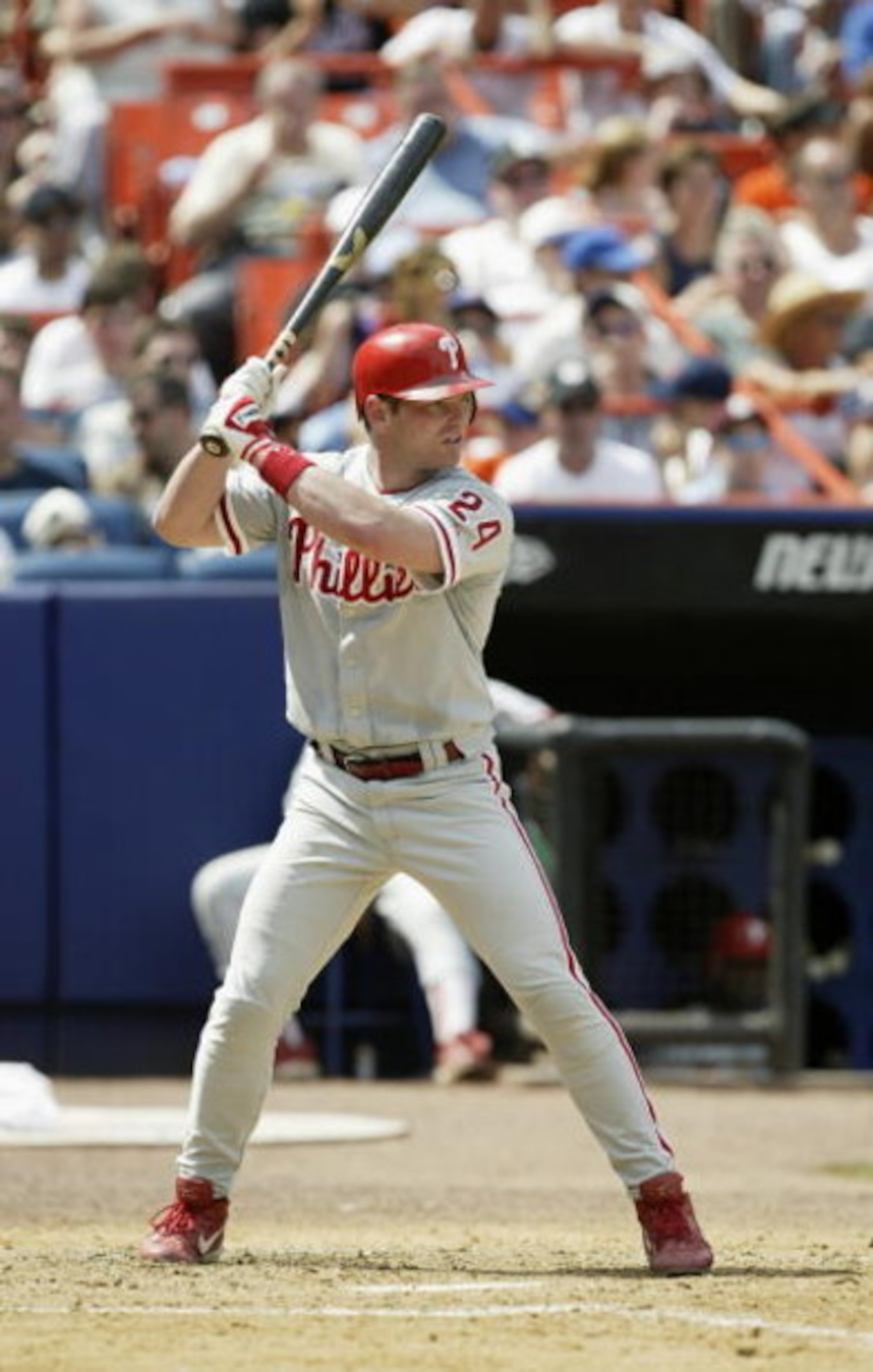 FLUSHING, NY - JULY 13:  Catcher Mike Lieberthal #24 of the Philadelphia Phillies readies for a pitch during the National League game against the New York Mets at Shea Stadium on July 13, 2003 in Flushing, New York. The Mets won 4-3.  (Photo by Ezra Shaw/