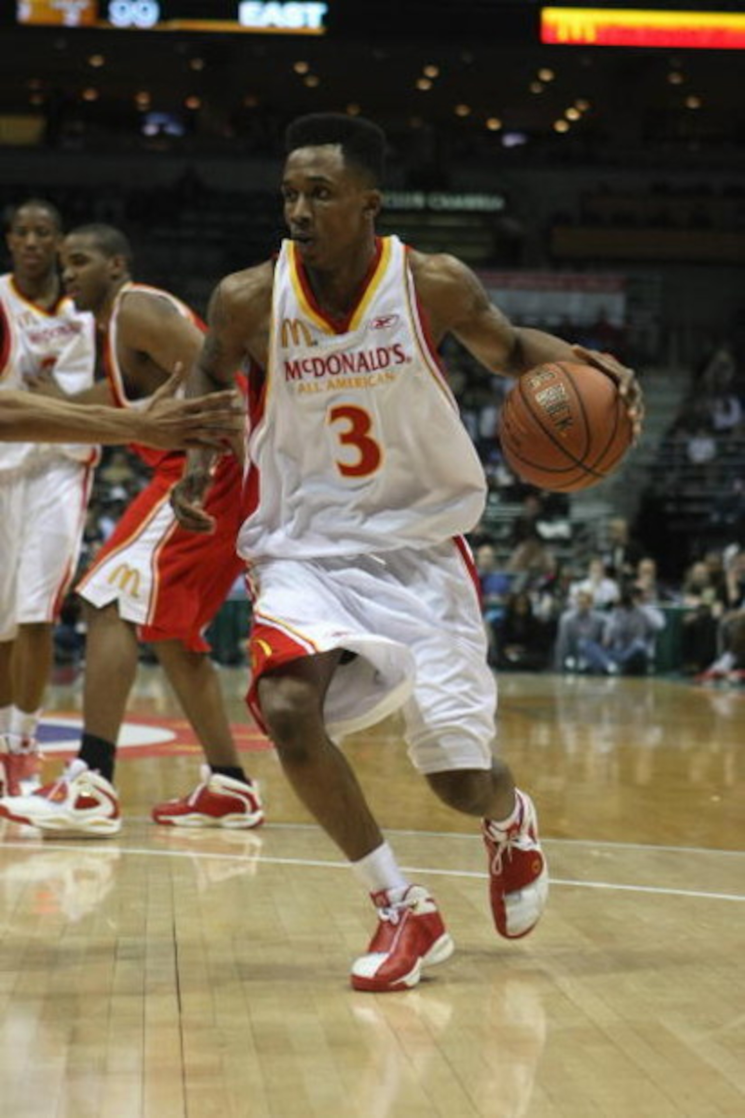 MILWAUKEE - MARCH 26:  Brandon Jennings #3 of the West team dribbles during the 2008 McDonald's All American High School Boys basketball game on March 26, 2008 at the Bradley Center in Milwaukee, Wisconsin. (Photo by Jonathan Daniel/Getty Images)